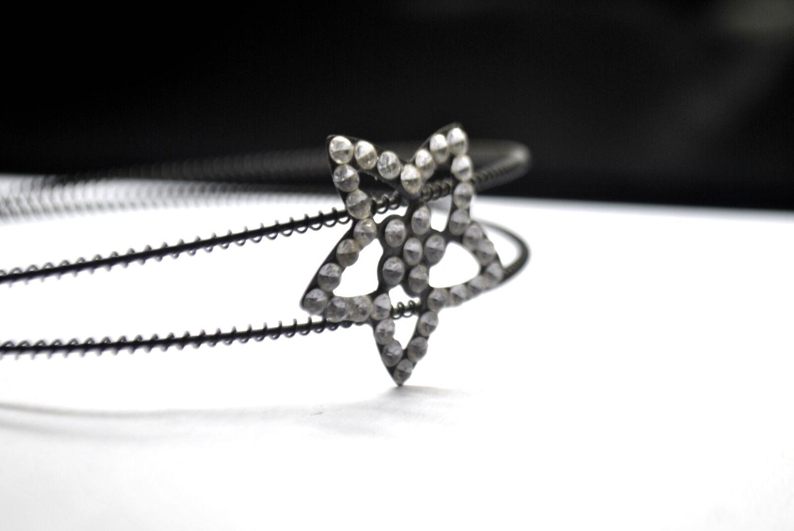 Nikon D3000 sample photo. Jewelry, silver, luxury, decoration photography