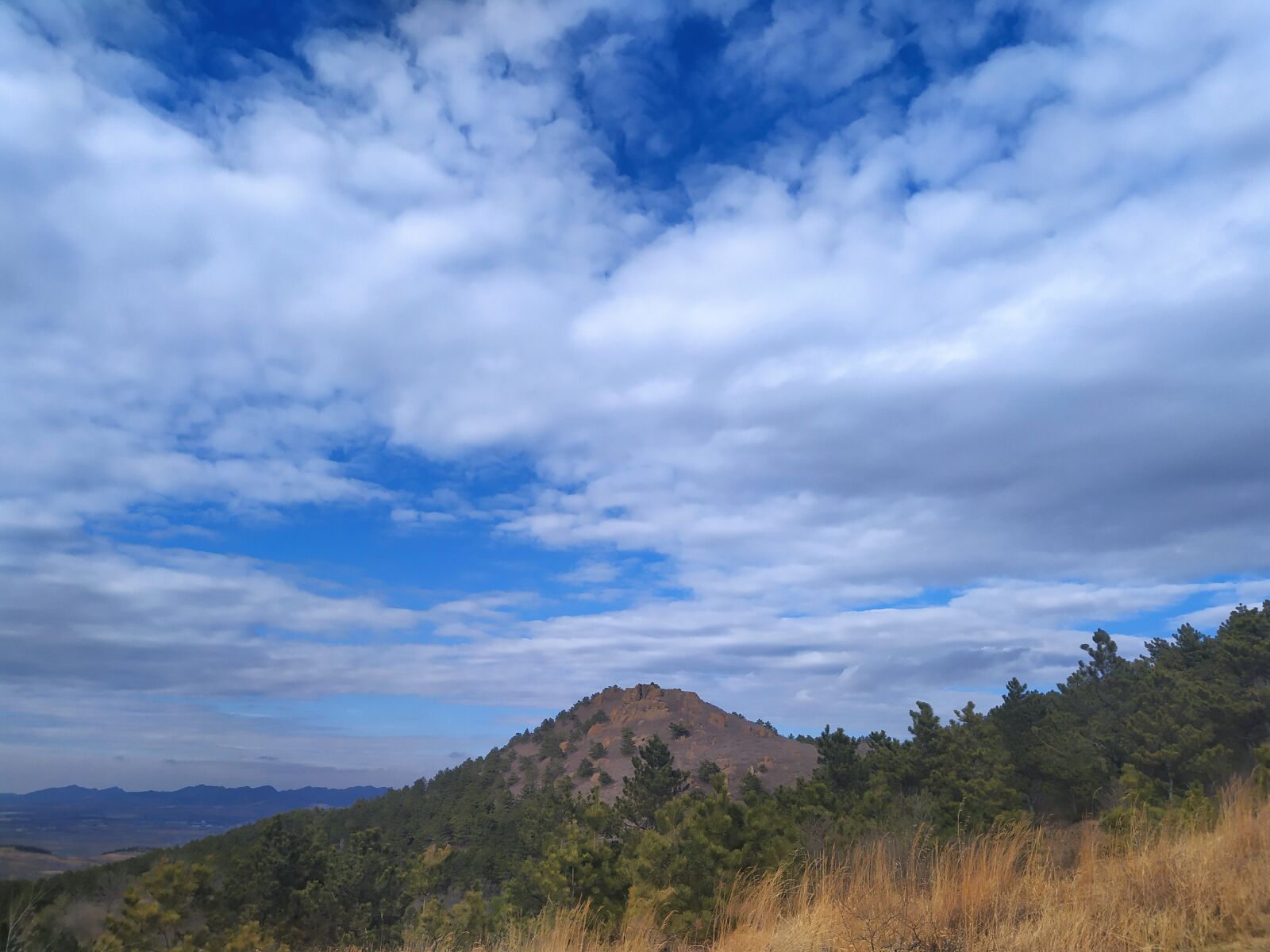 Xiaomi Redmi Note 7 sample photo. Mountain, cloud, china photography