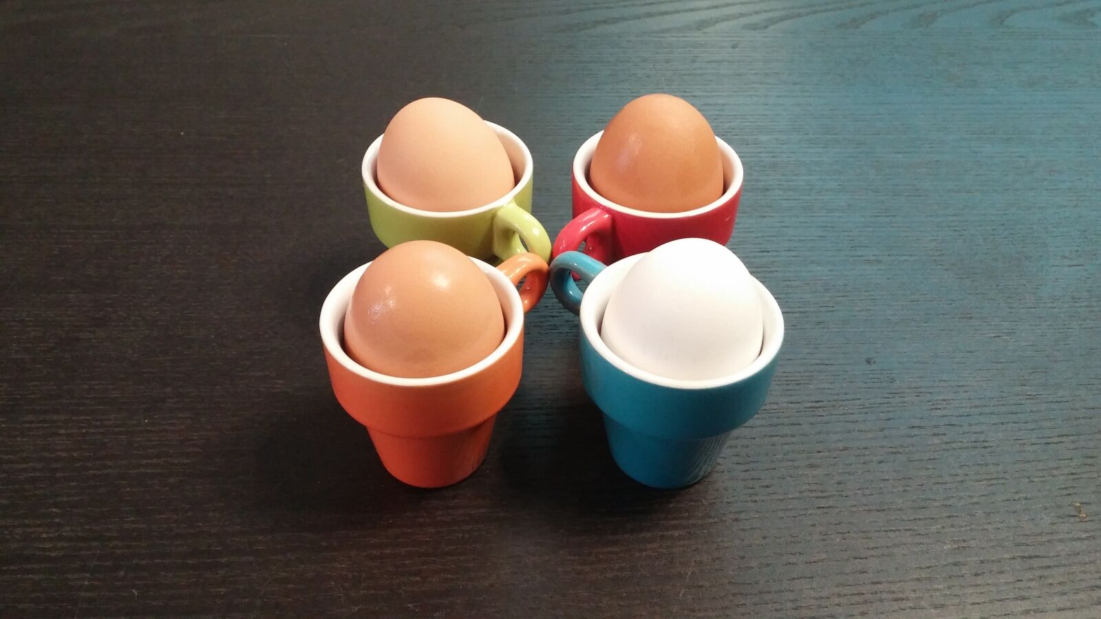 LG G3 sample photo. Eggs, cups, cuisine photography