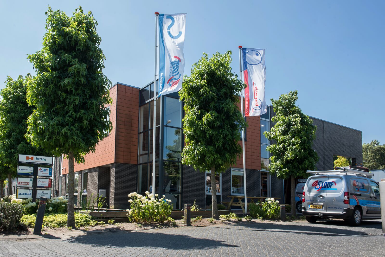 Nikon D750 sample photo. Tedious, company, business park photography