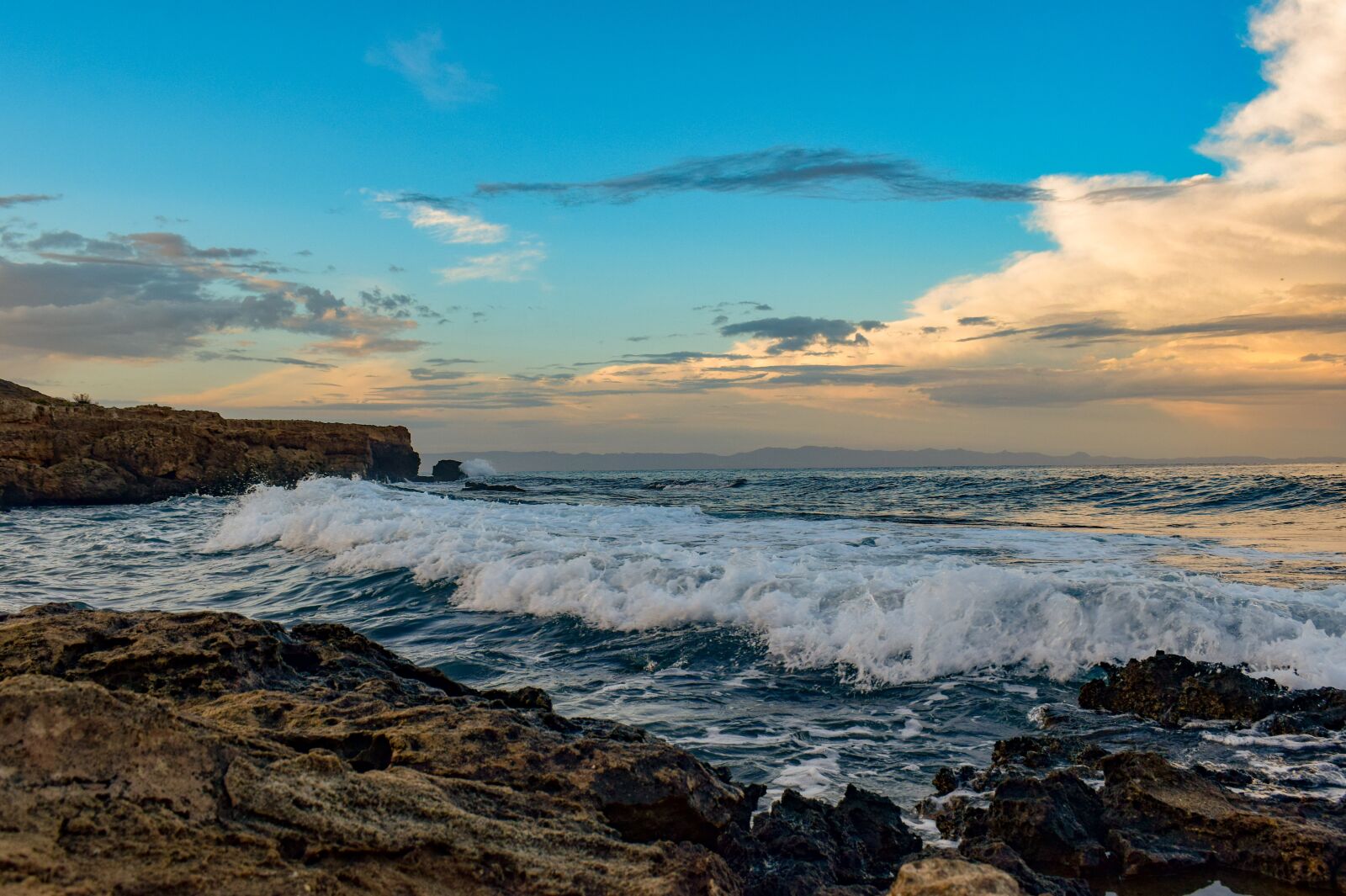 Nikon D3300 sample photo. Rocky coast, waves, nature photography