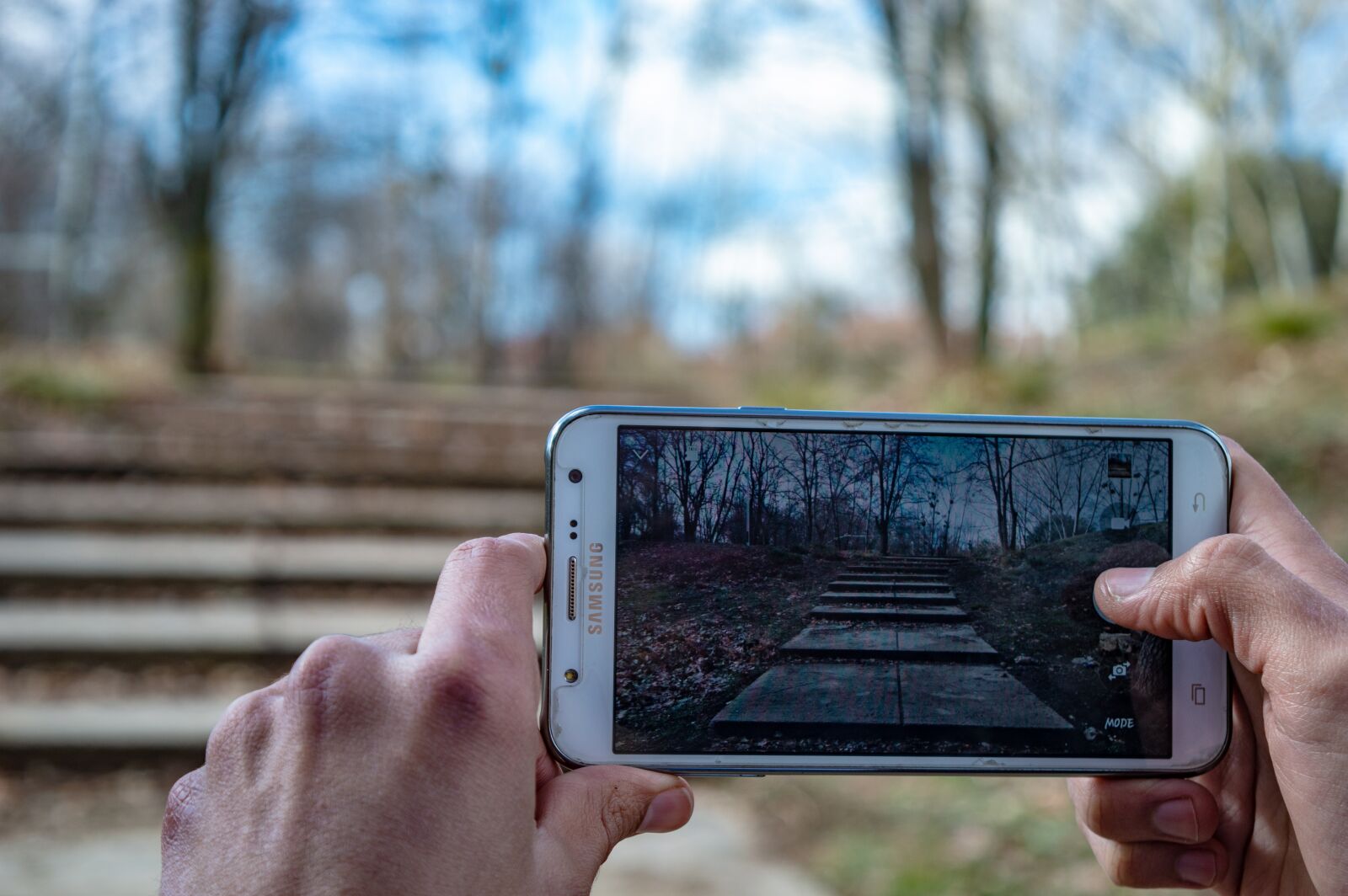 Nikon D3200 sample photo. Phone, nature, outdoors photography
