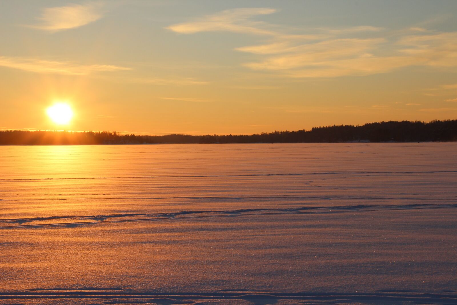Canon EOS 600D (Rebel EOS T3i / EOS Kiss X5) sample photo. Snowmobile, sunset, finnish photography