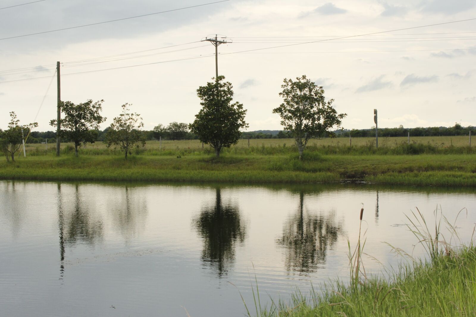 Canon EOS 1200D (EOS Rebel T5 / EOS Kiss X70 / EOS Hi) sample photo. Lake, water, nature photography