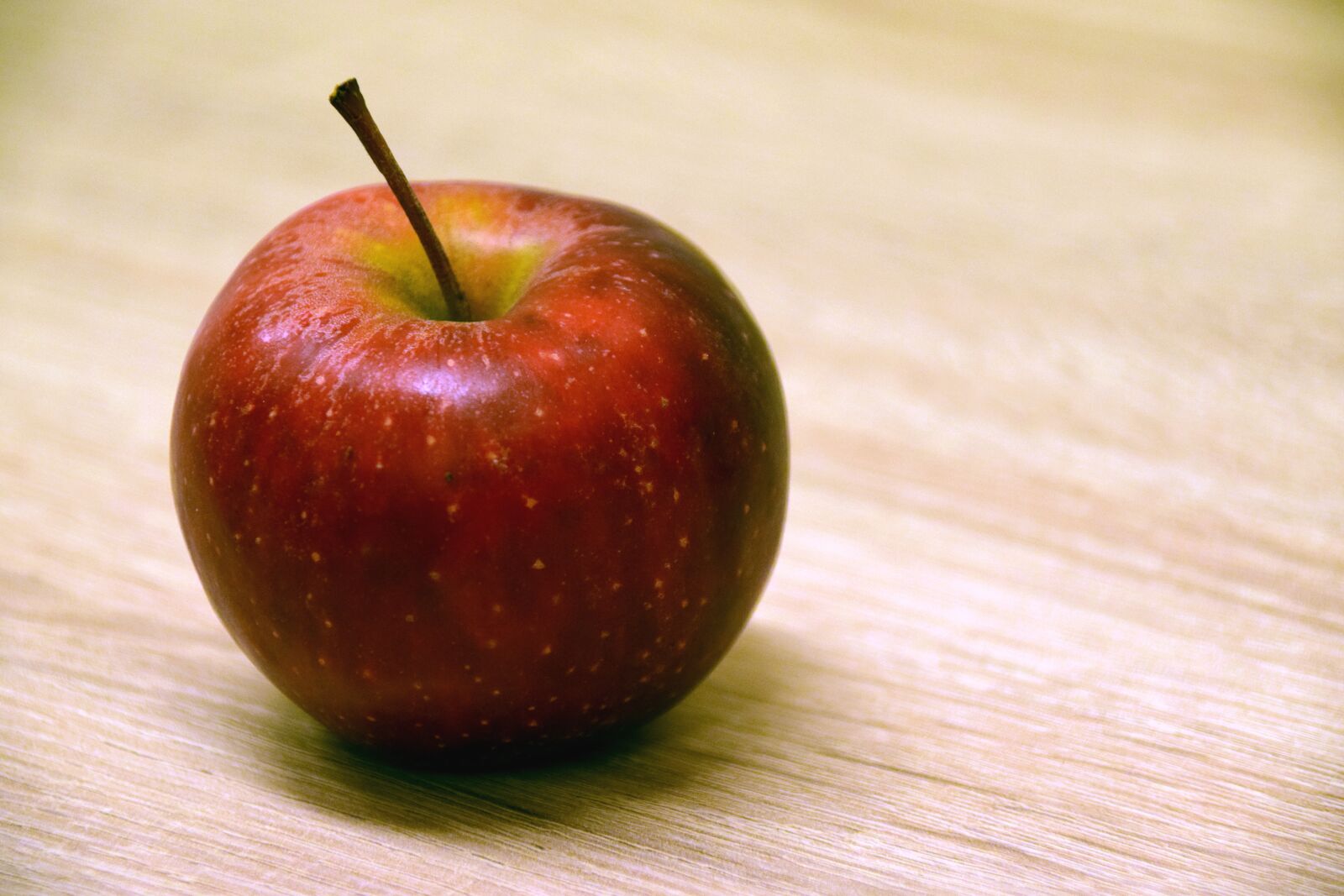 Nikon D3300 sample photo. Apple, red, red apple photography