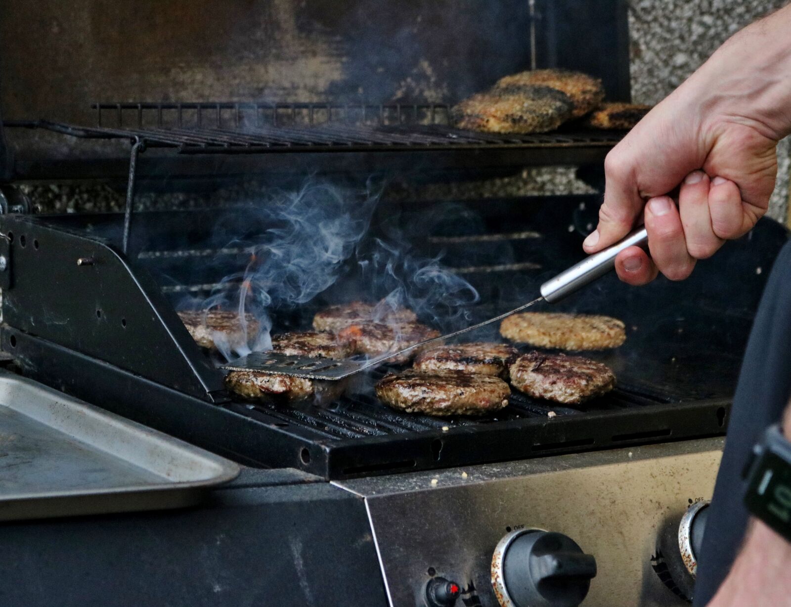 Canon EOS 750D (EOS Rebel T6i / EOS Kiss X8i) sample photo. Bbq, burgers, food photography