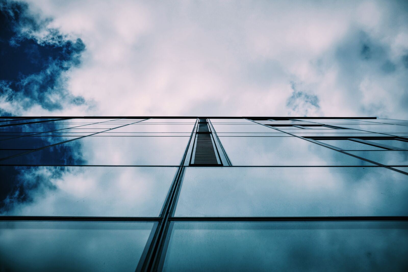 Fujifilm X100T sample photo. Blue, architecture, building photography