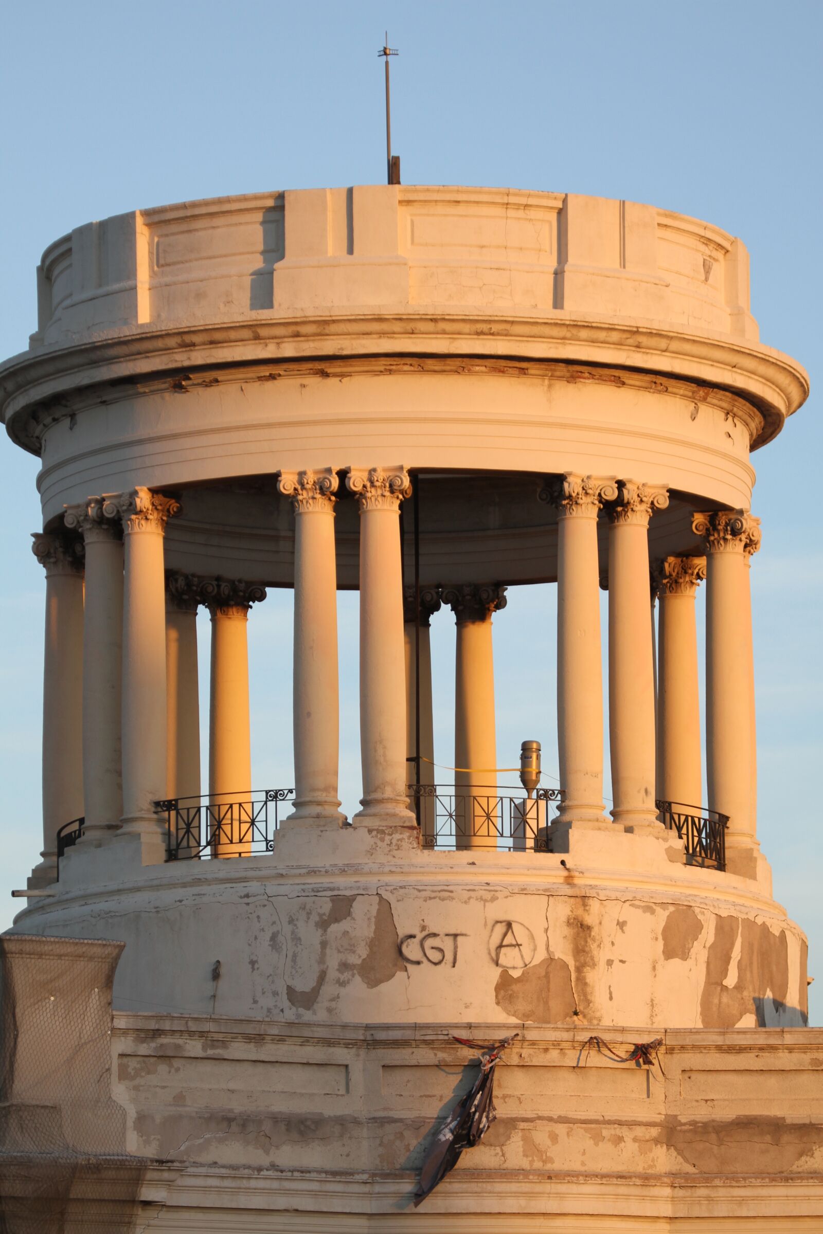 Canon EOS 7D sample photo. Roof, barcelona, afterglow photography