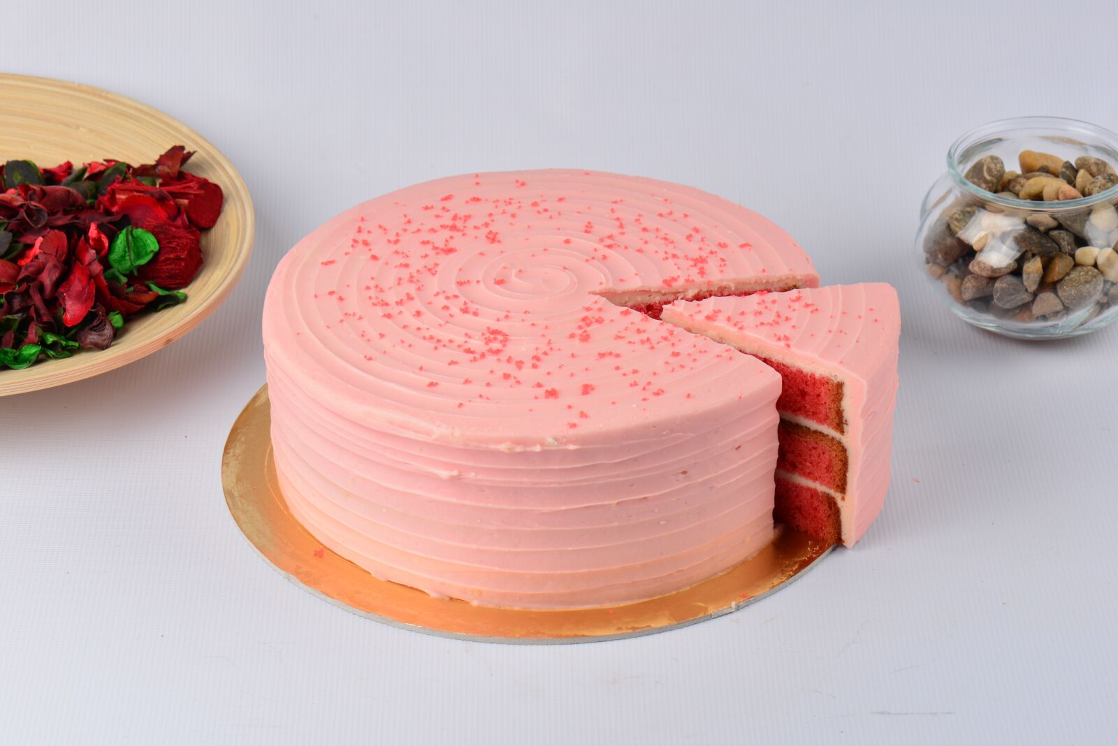 Nikon D610 sample photo. Strawberry cake, strawberry, cake photography