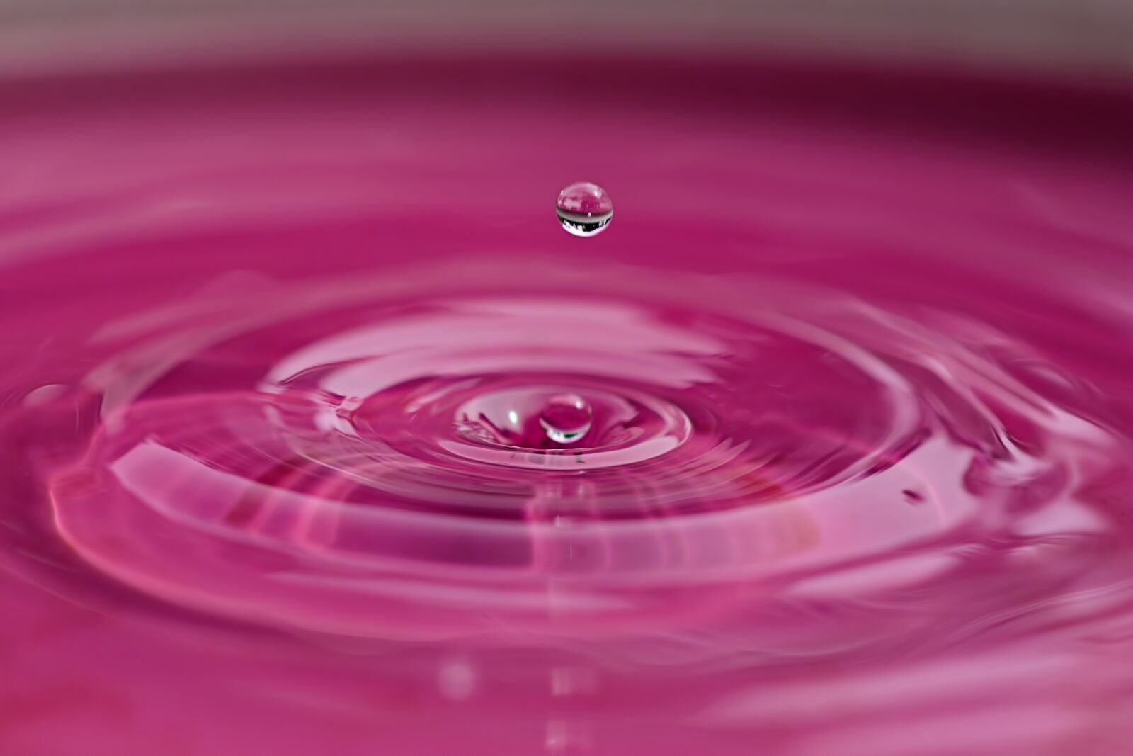 Canon EOS 5D Mark III sample photo. Water drop, splash, liquid photography