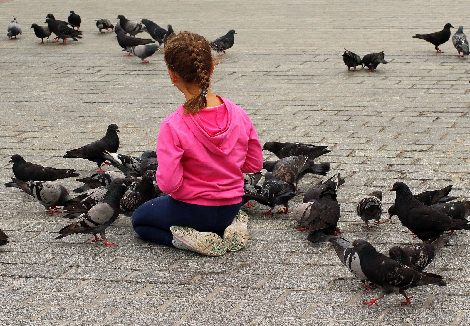 Canon EOS 1200D (EOS Rebel T5 / EOS Kiss X70 / EOS Hi) sample photo. The little girl, child photography