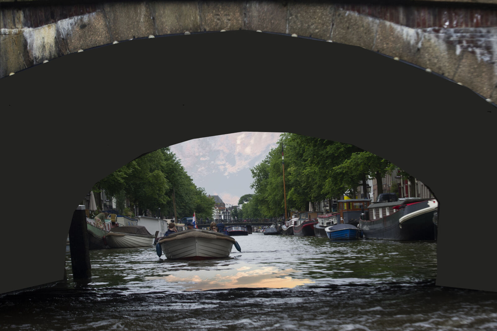 Nikon AF-S Nikkor 70-200mm F2.8G ED VR II sample photo. Boating, bridge, canal, waterway photography