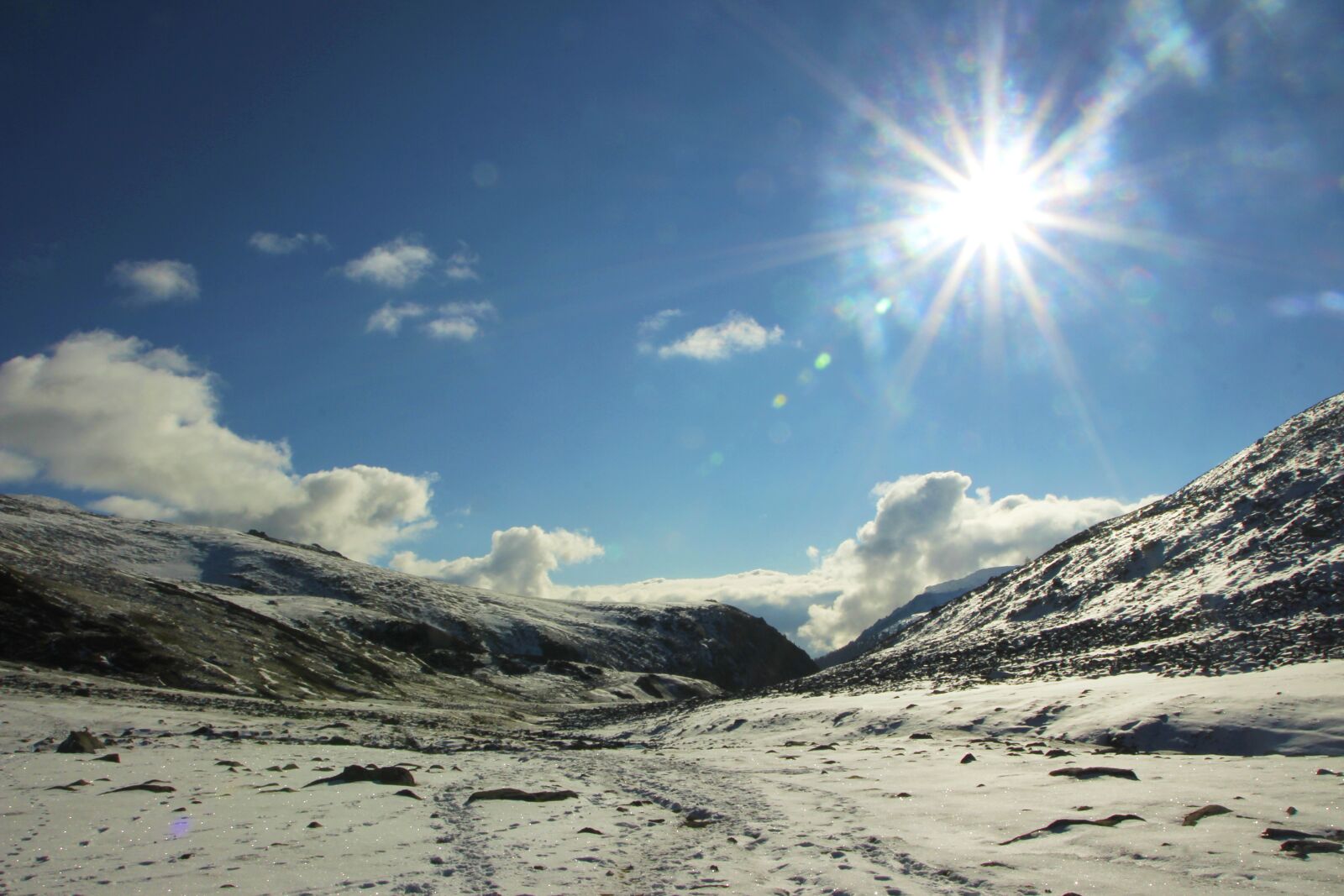 Canon EOS 600D (Rebel EOS T3i / EOS Kiss X5) sample photo. Kanas, in xinjiang, northern photography