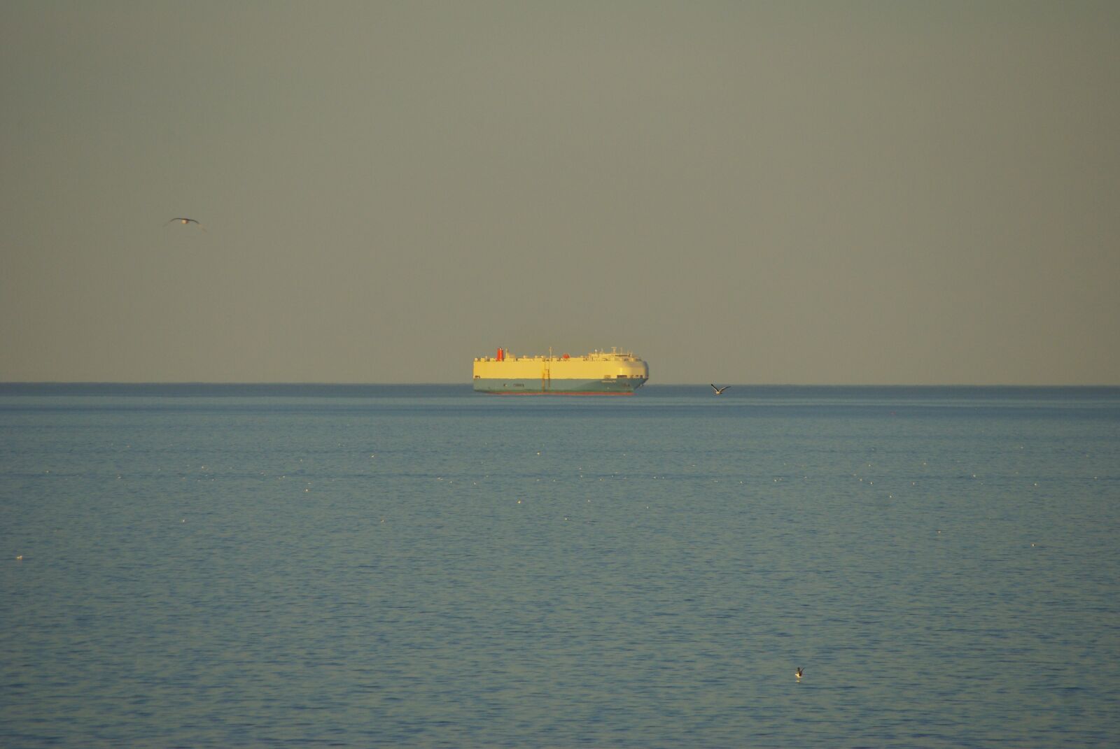 Pentax K200D sample photo. Bulk-carrier, ship, sea photography