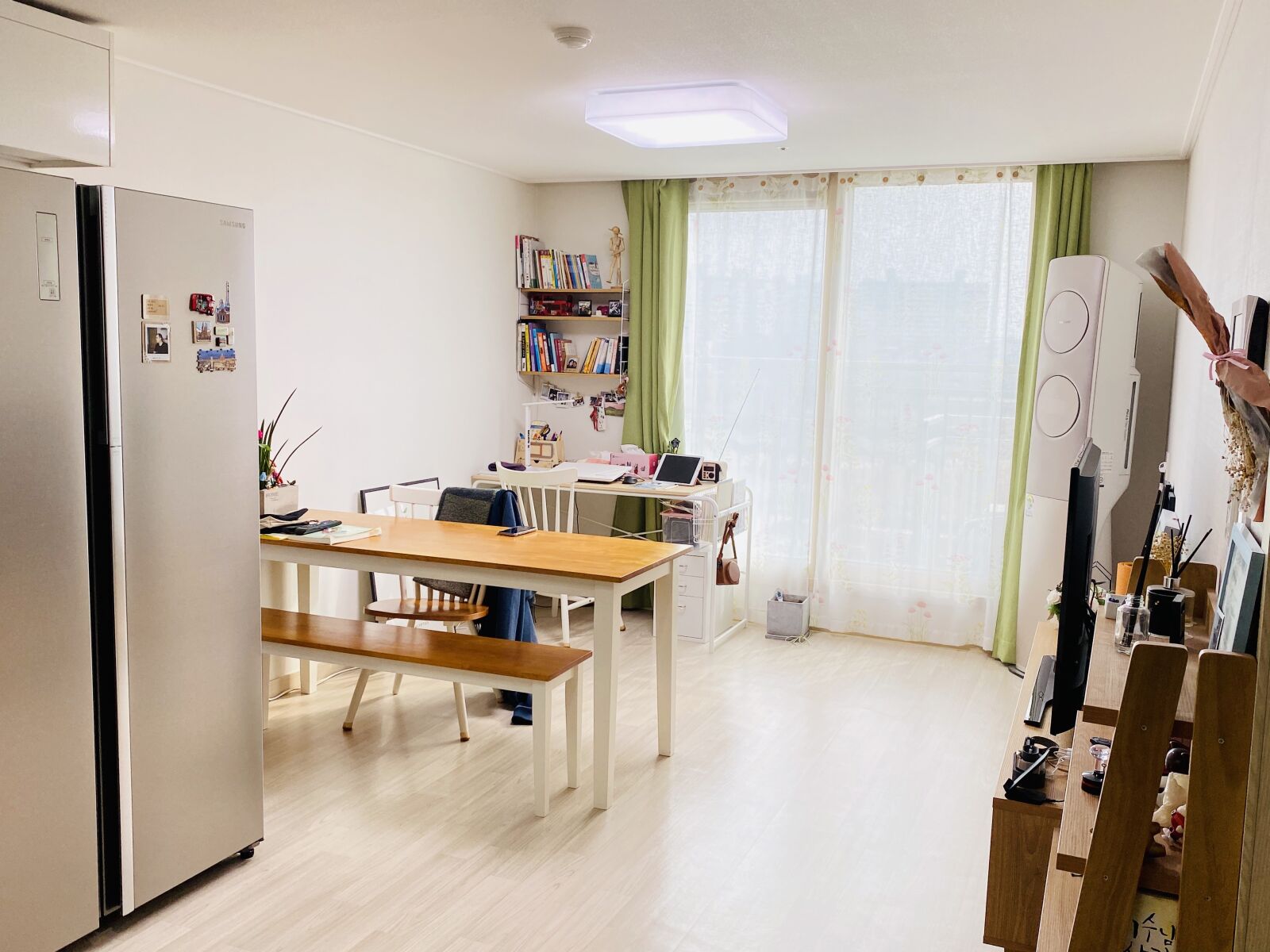 Apple iPhone 11 Pro Max sample photo. Living room, apartments, interior photography