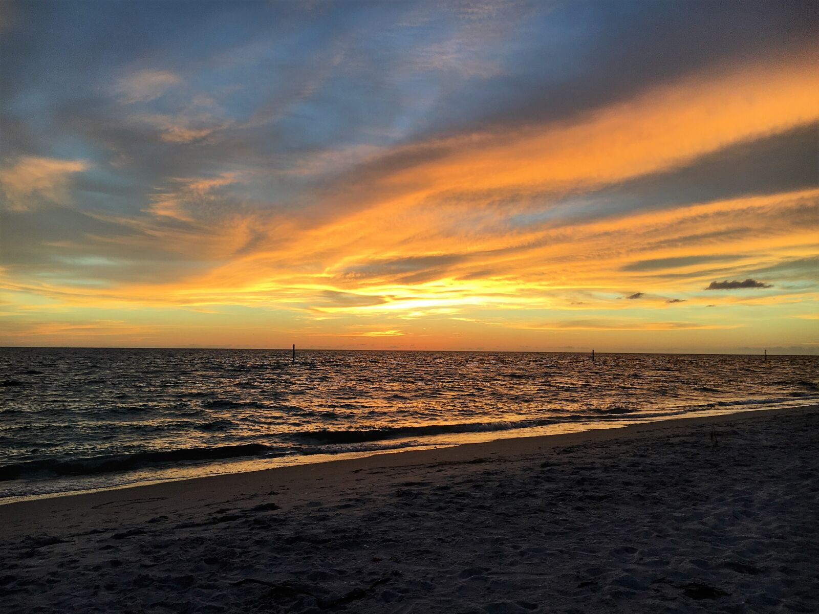 Apple iPhone 6s sample photo. Sunset, beach, colors photography
