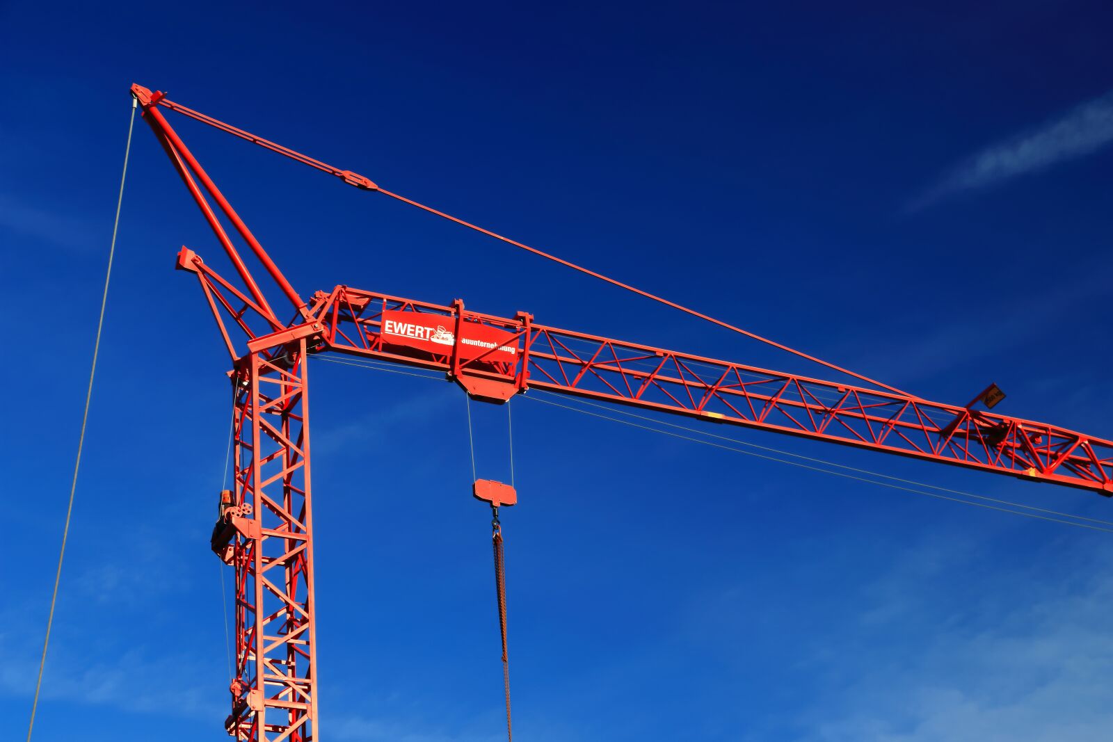 Canon EOS 80D sample photo. Crane, baukran, site photography
