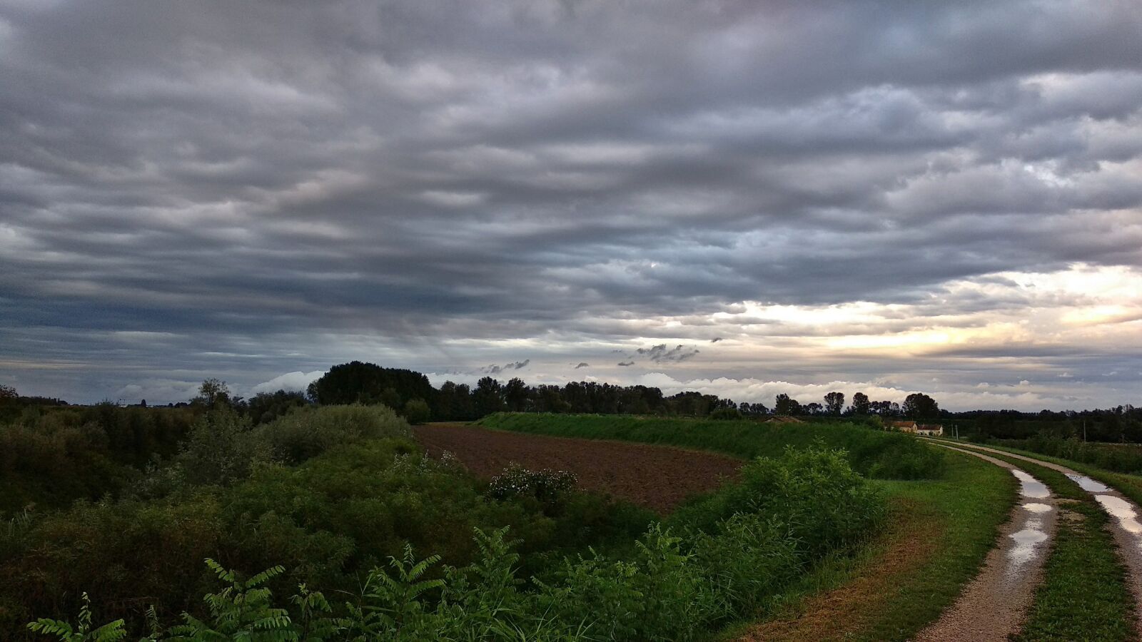 Xiaomi Mi A1 sample photo. River, storm, panorama photography