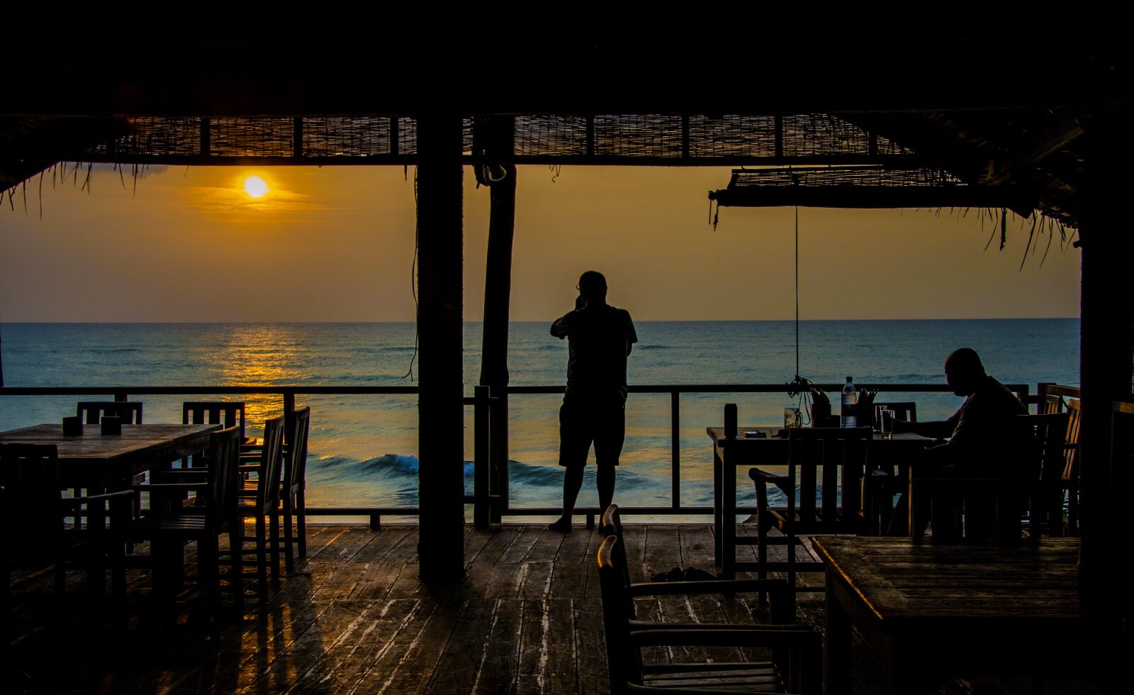 Nikon D5100 sample photo. Beach restaurant, beach, resort photography