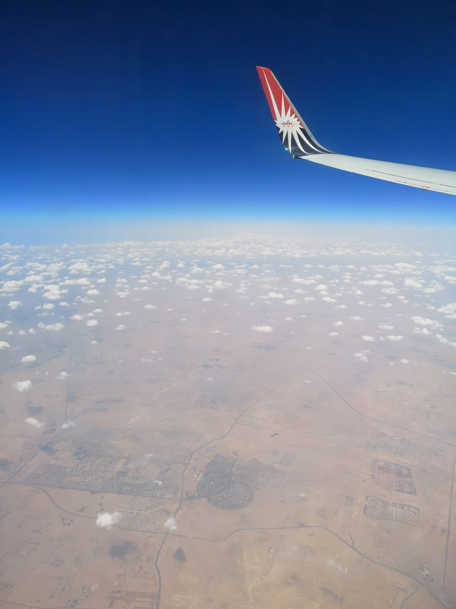 HUAWEI CLT-L29 sample photo. Sky, wing, the clouds photography