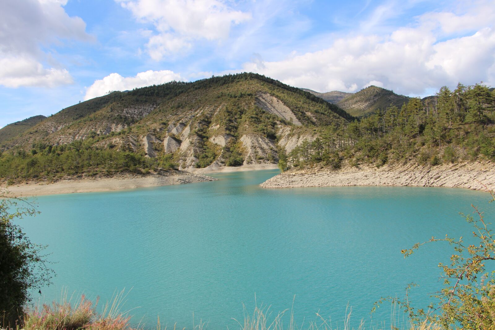 Canon EOS 700D (EOS Rebel T5i / EOS Kiss X7i) sample photo. Lake, blue, mountains photography