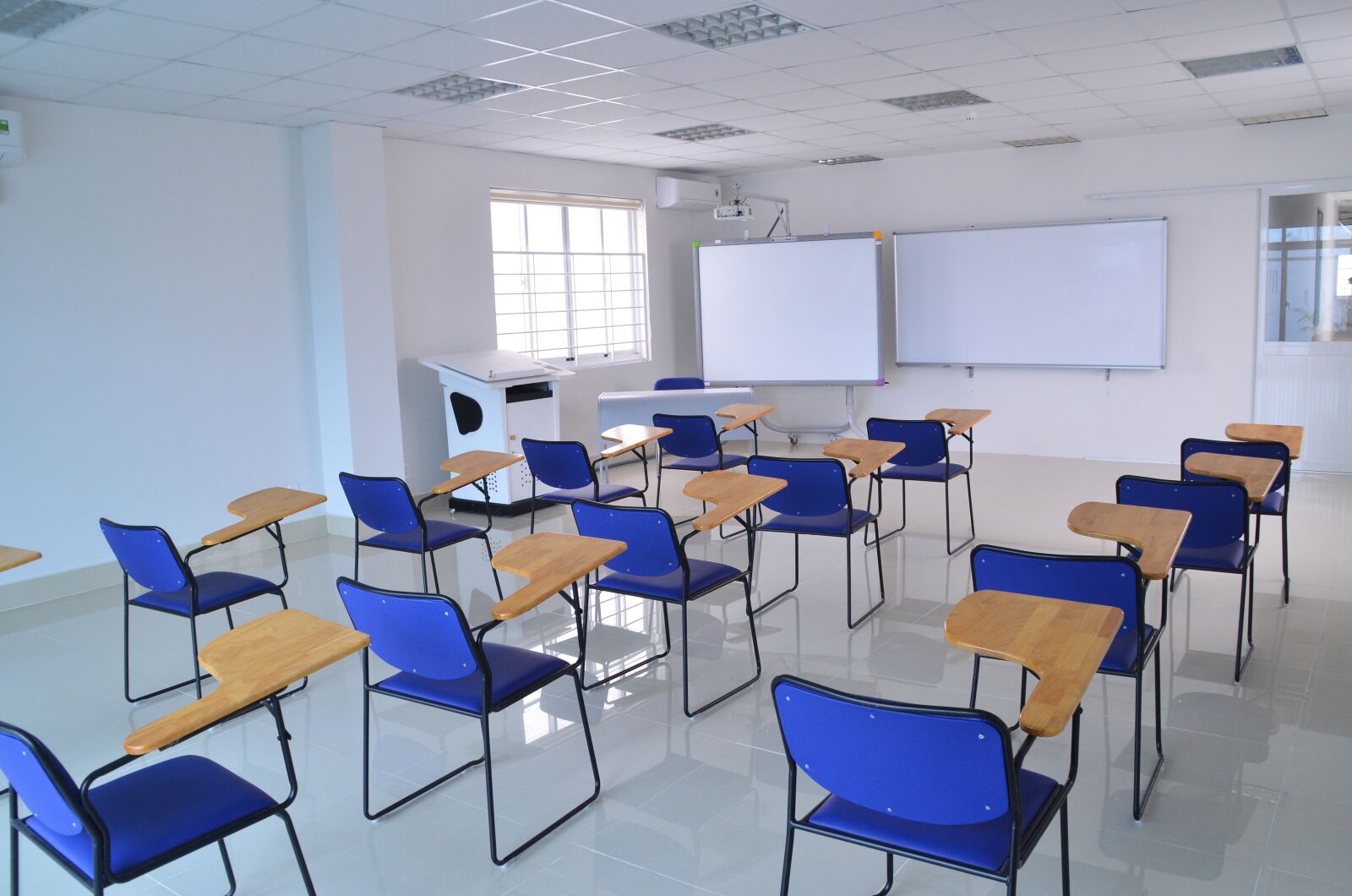 Nikon D7000 sample photo. School, peace, ineternational school photography
