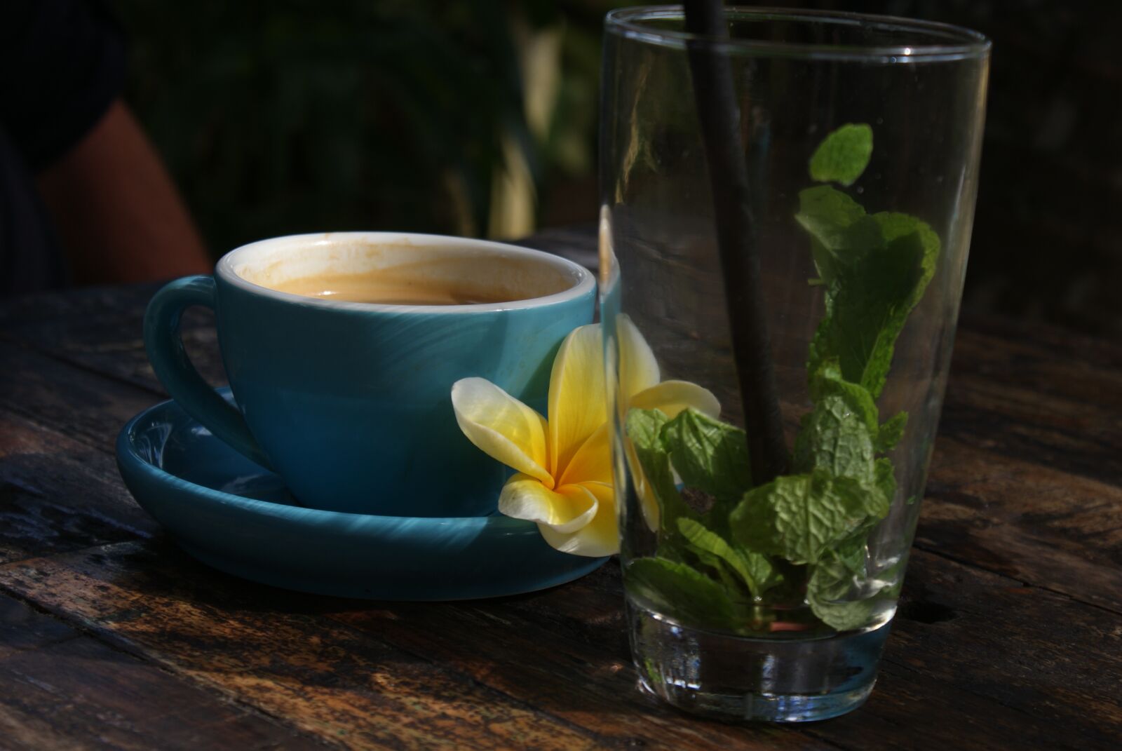 Sony Alpha DSLR-A200 sample photo. Bali, coffee, cup photography