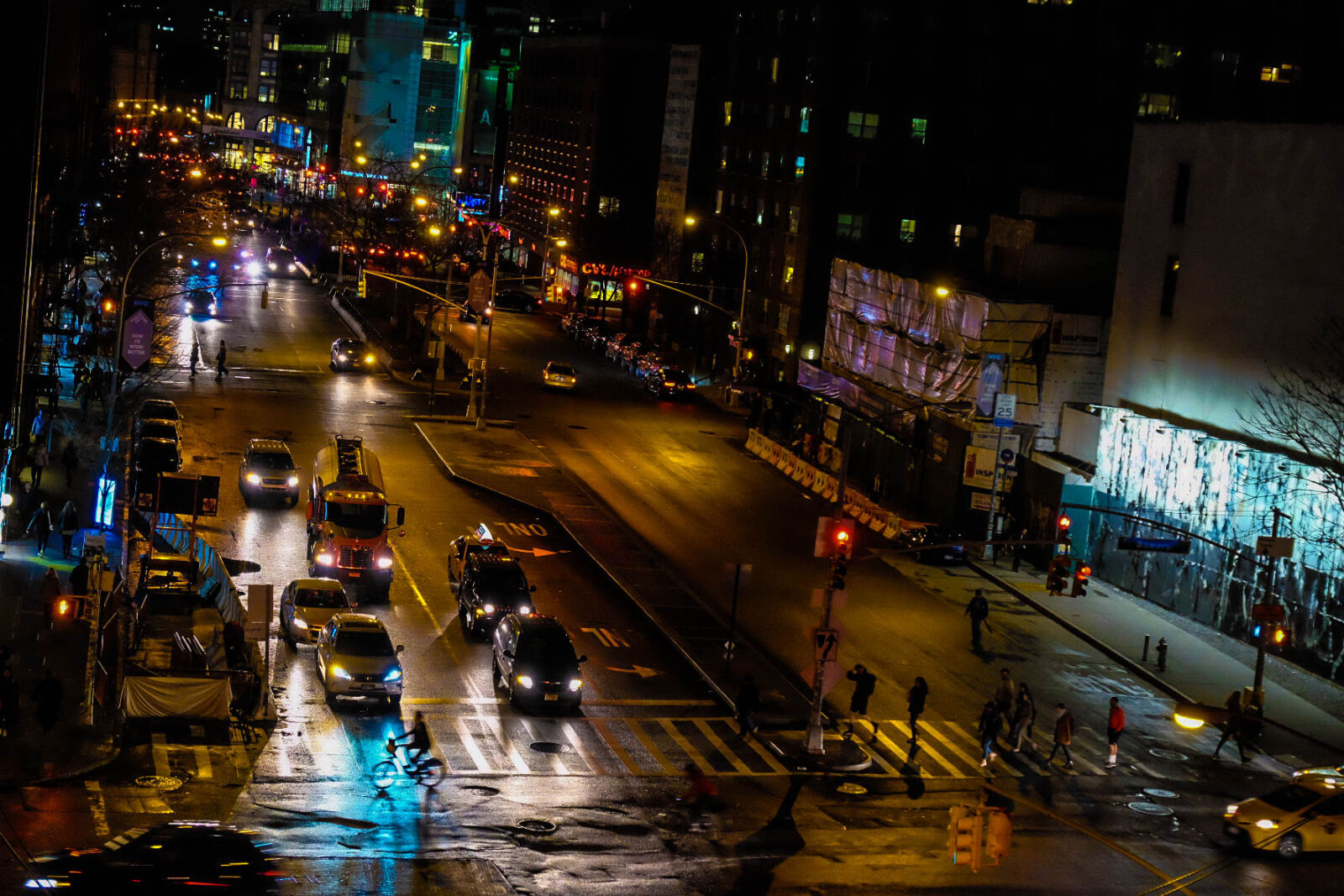 Fujifilm XF 18-135mm F3.5-5.6 R LM OIS WR sample photo. City, new, york, street photography