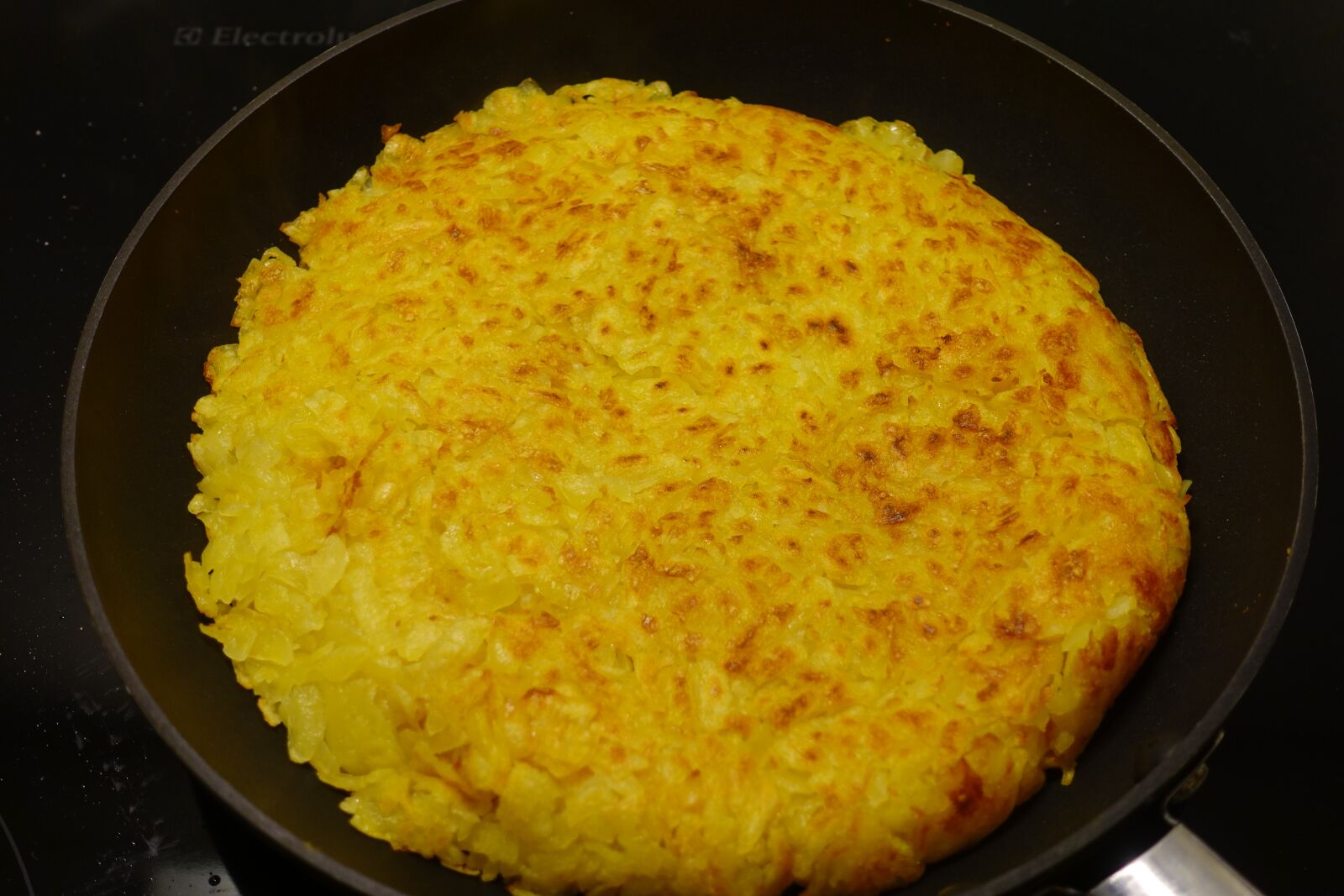 Sony Cyber-shot DSC-RX100 IV sample photo. Rösti, kartoffelpuffer, eat photography
