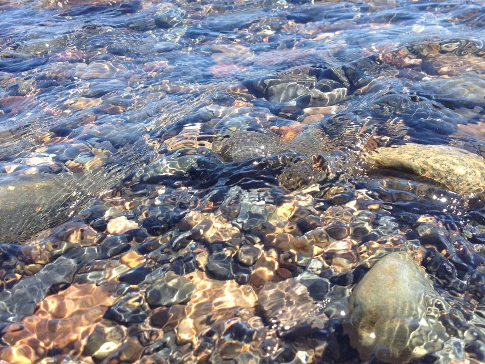 iPhone 4S back camera 4.28mm f/2.4 sample photo. Beach, refelctioins, rocks, water photography