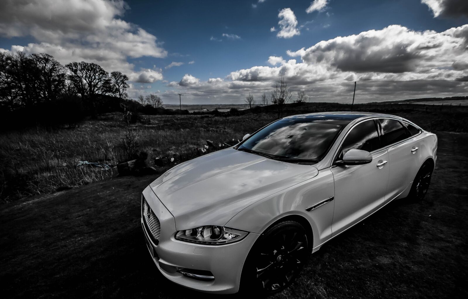 Canon EOS 60D sample photo. Luxury, extreme comfort, speed photography