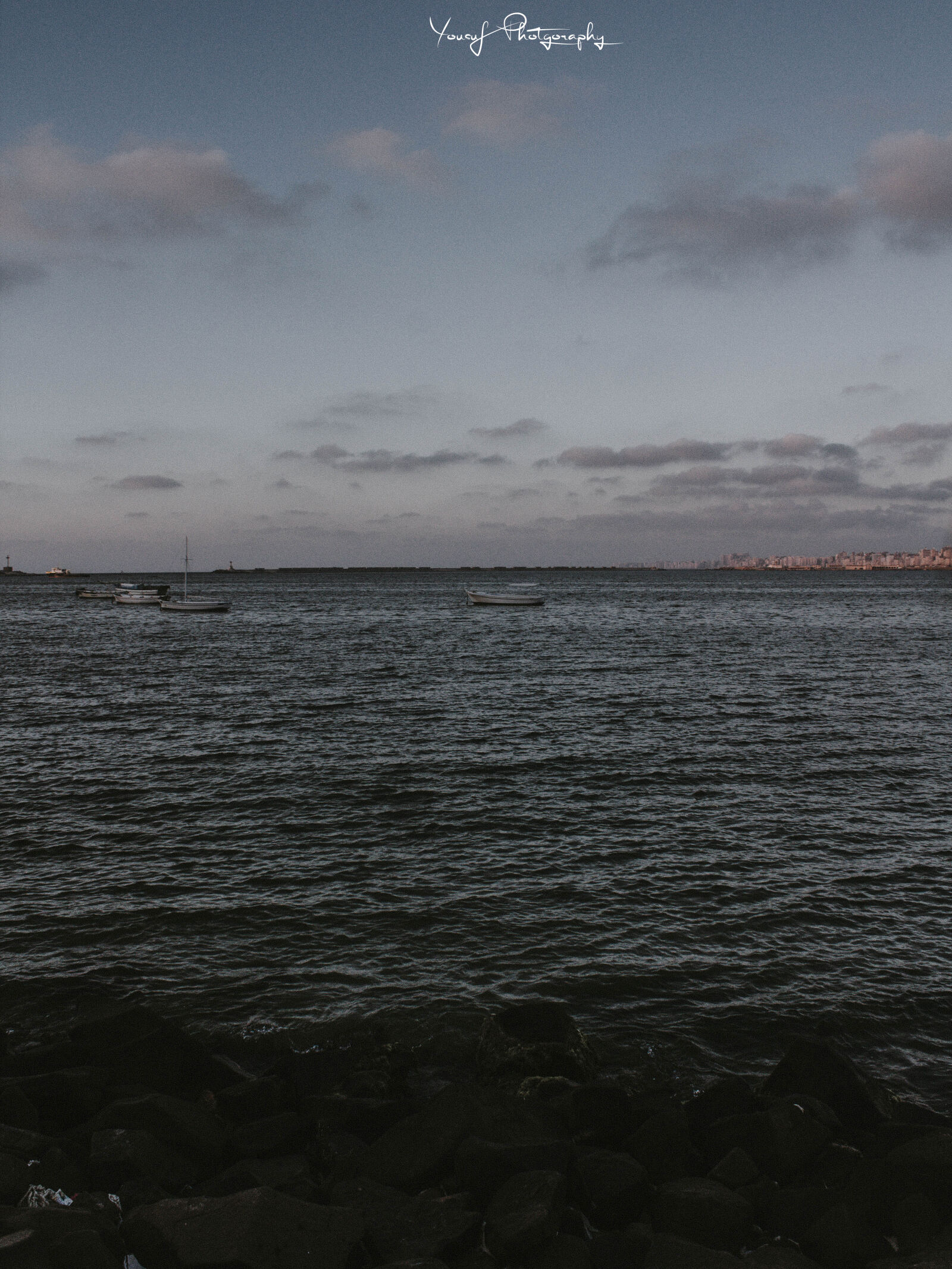 Canon EOS 1200D (EOS Rebel T5 / EOS Kiss X70 / EOS Hi) sample photo. Cloudy, sky, sea, beach photography