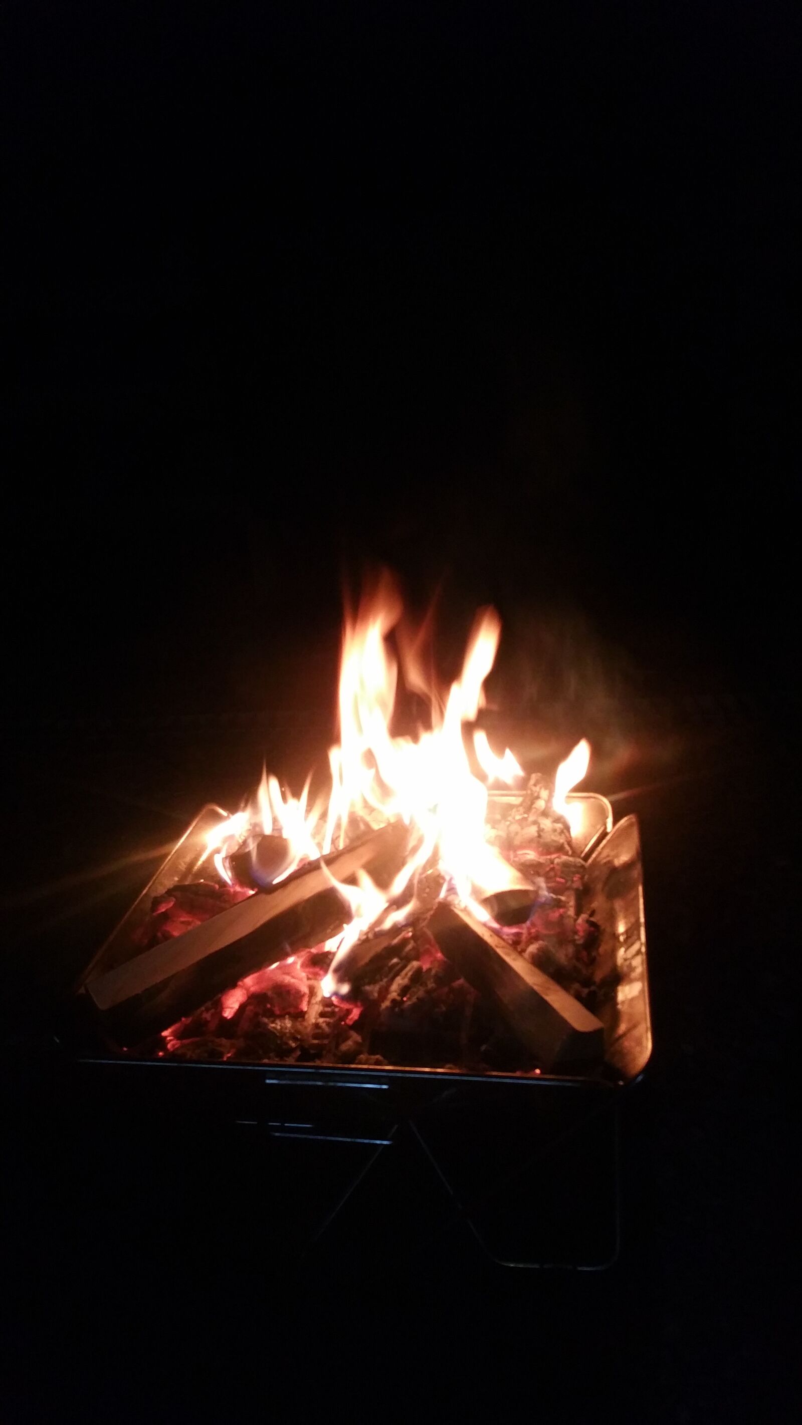 Samsung Galaxy S5 sample photo. Camping, fireworks, family photography