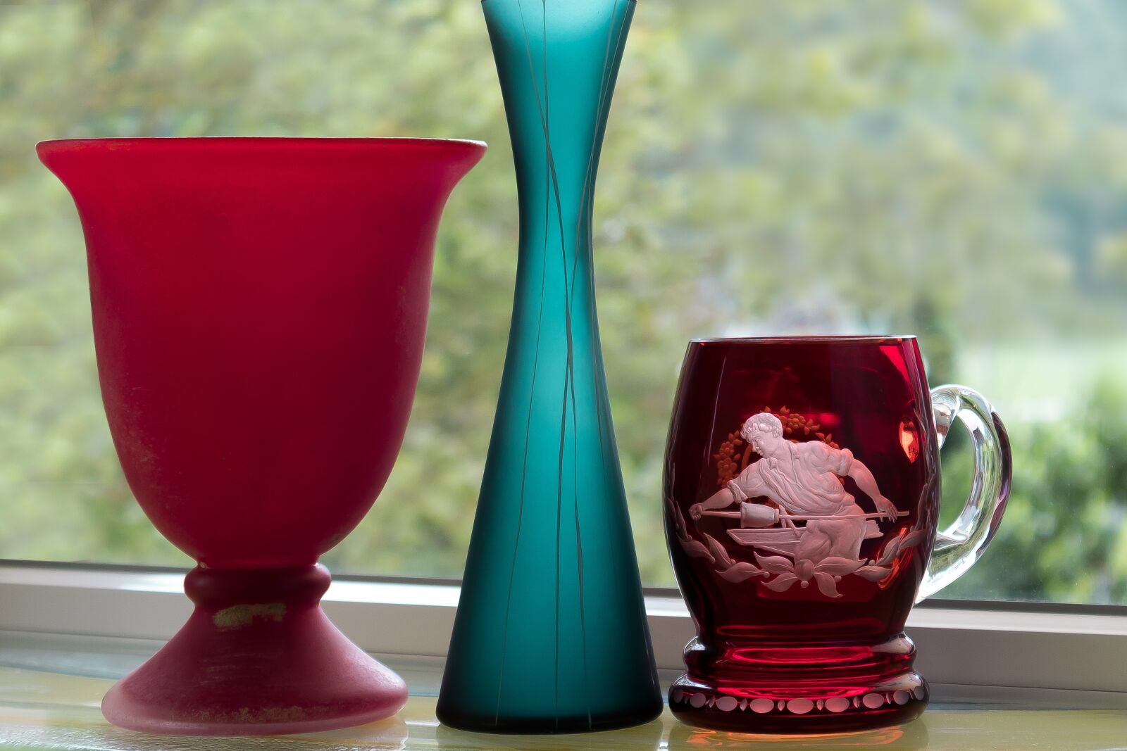 Canon EOS 1300D (EOS Rebel T6 / EOS Kiss X80) sample photo. Glass, vase, krug photography