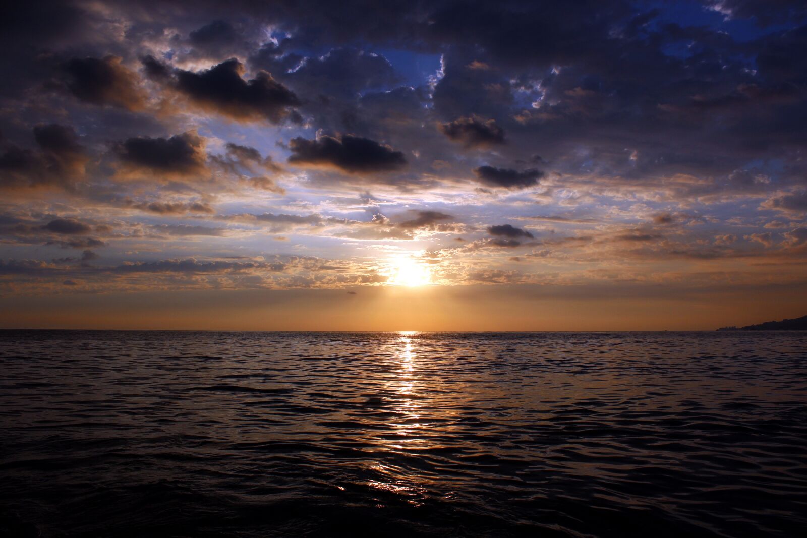Canon EOS 600D (Rebel EOS T3i / EOS Kiss X5) sample photo. Sunset, sun, twilight photography