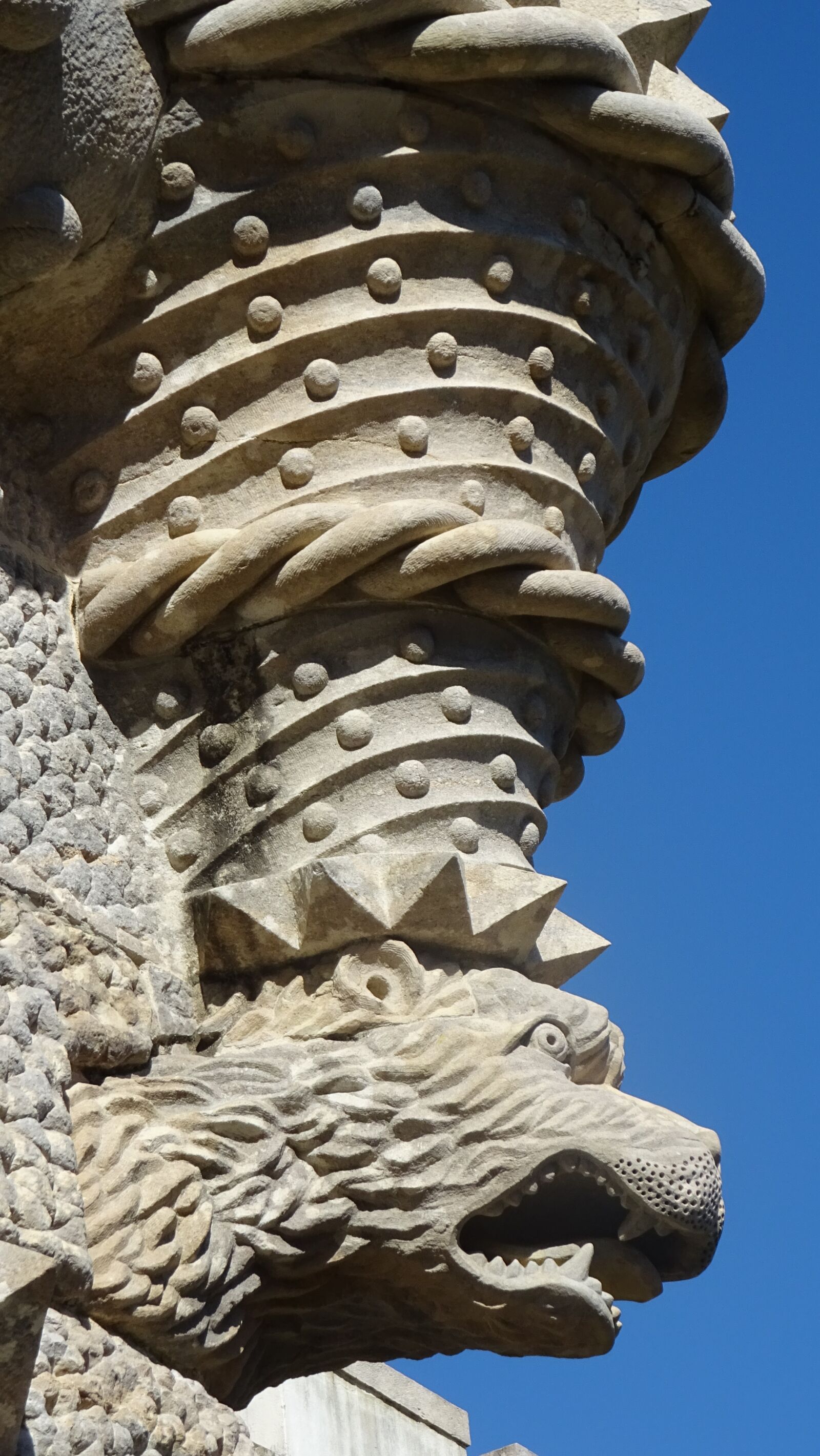 Sony DSC-HX60 sample photo. Design, architecture, facade photography