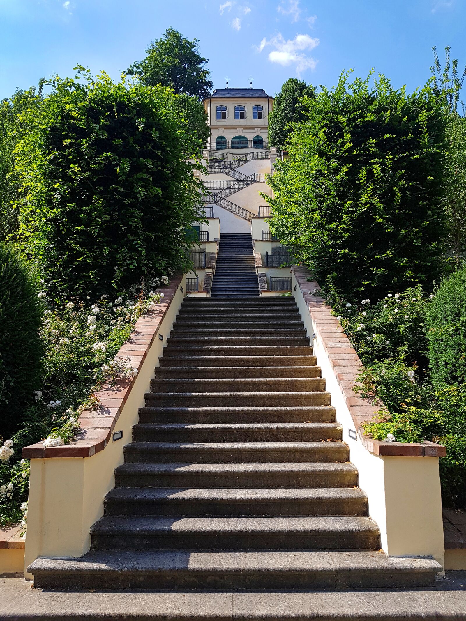 Samsung Galaxy S7 Edge sample photo. Garden, prague castle, stairs photography