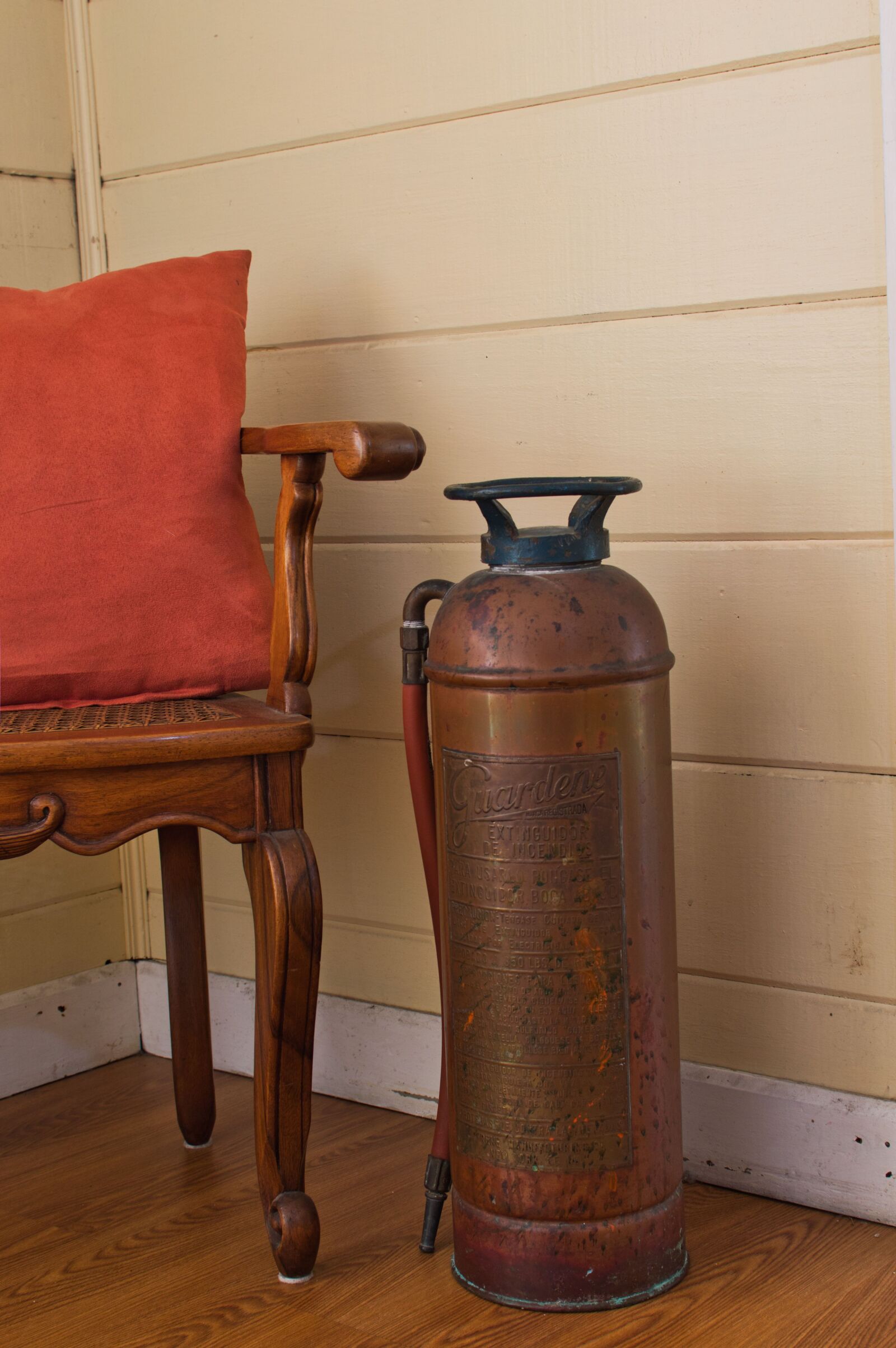 Nikon D3200 sample photo. Fire extinguisher, vintage, old photography