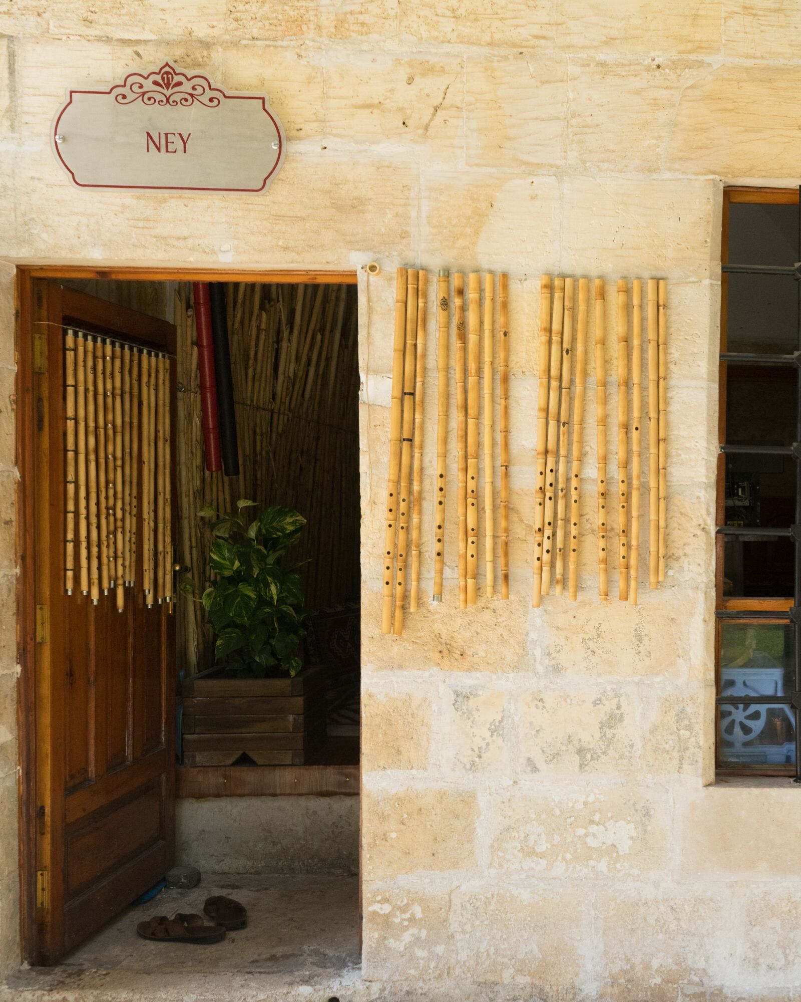 Sony a7 II + Sony FE 28-70mm F3.5-5.6 OSS sample photo. Ney, music, instrument photography