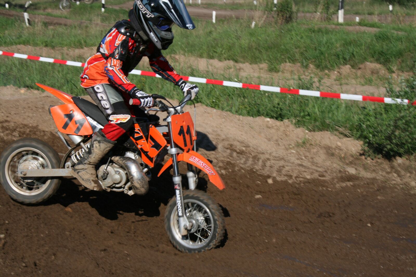 Canon EOS 400D (EOS Digital Rebel XTi / EOS Kiss Digital X) sample photo. Motocross, race, cross photography