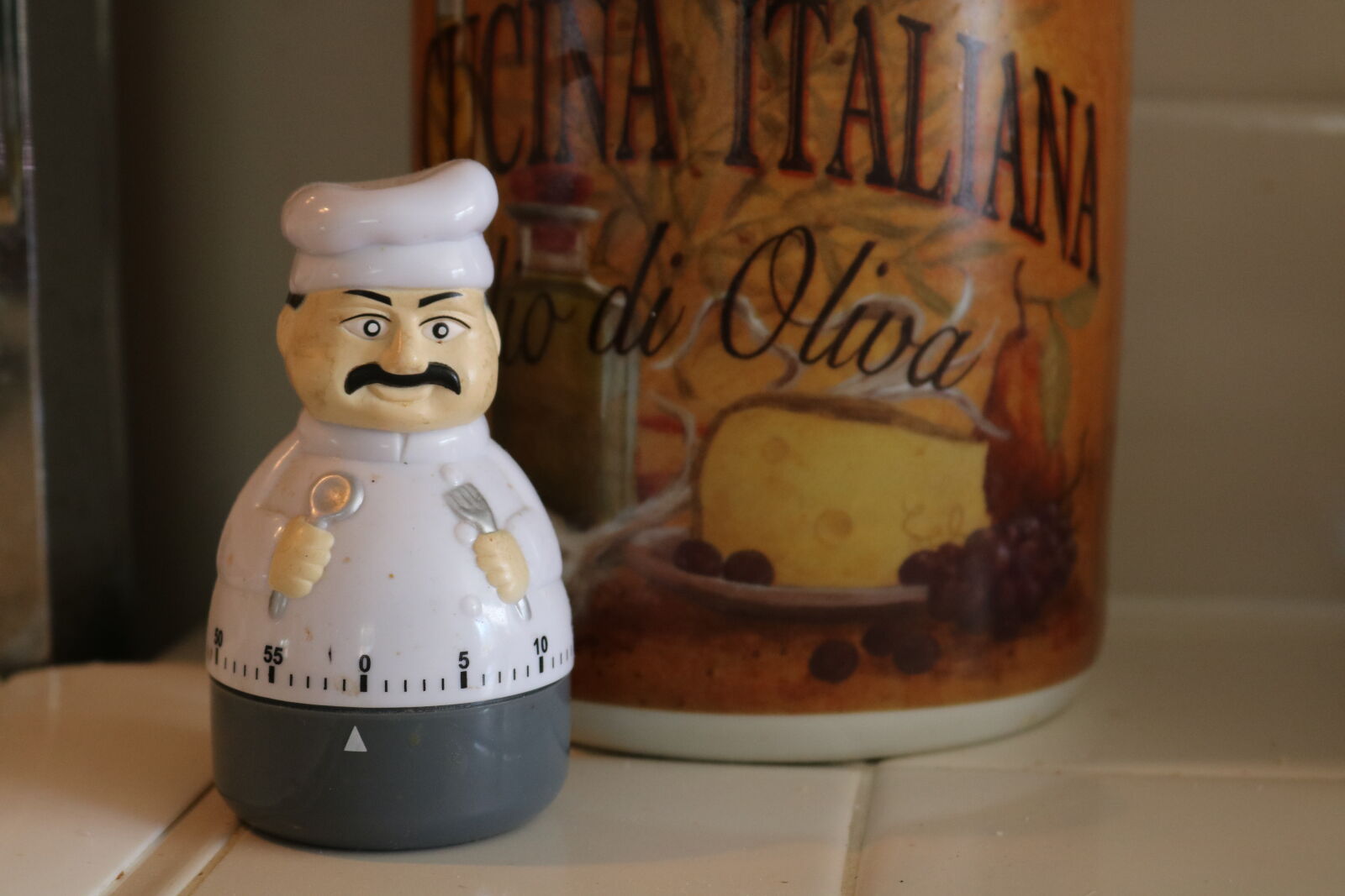 Canon EOS 750D (EOS Rebel T6i / EOS Kiss X8i) sample photo. Chef, kitchen, kitchen, counter photography