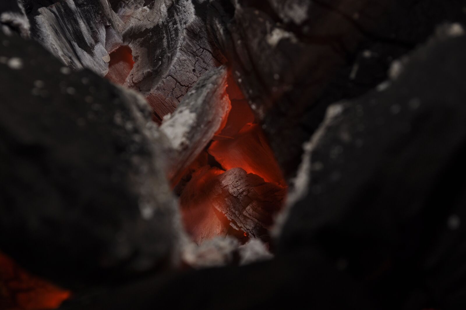 Nikon D90 sample photo. Fire, heat, flame photography