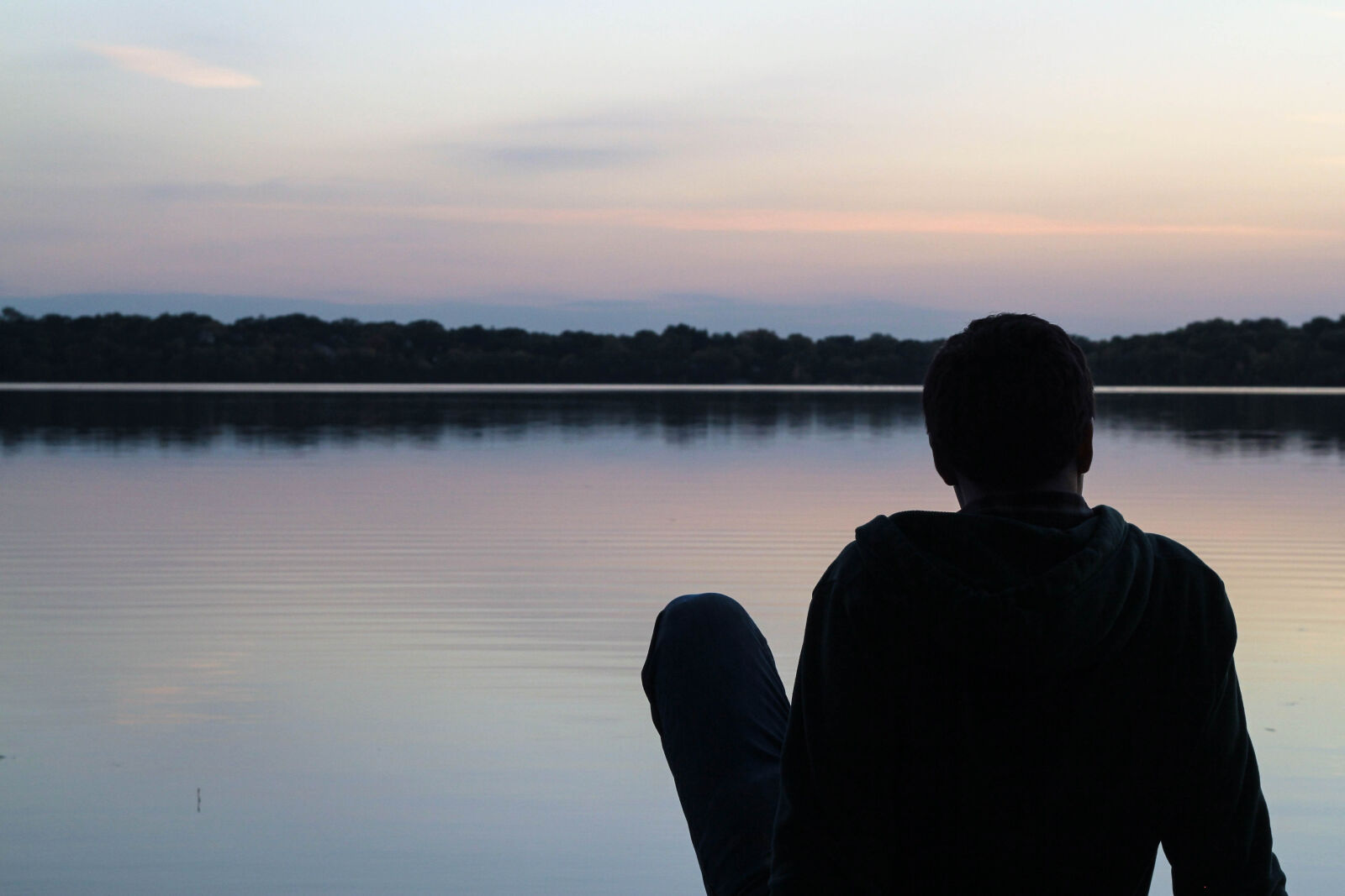 Canon EOS 550D (EOS Rebel T2i / EOS Kiss X4) sample photo. Sunset, man, summer, lake photography
