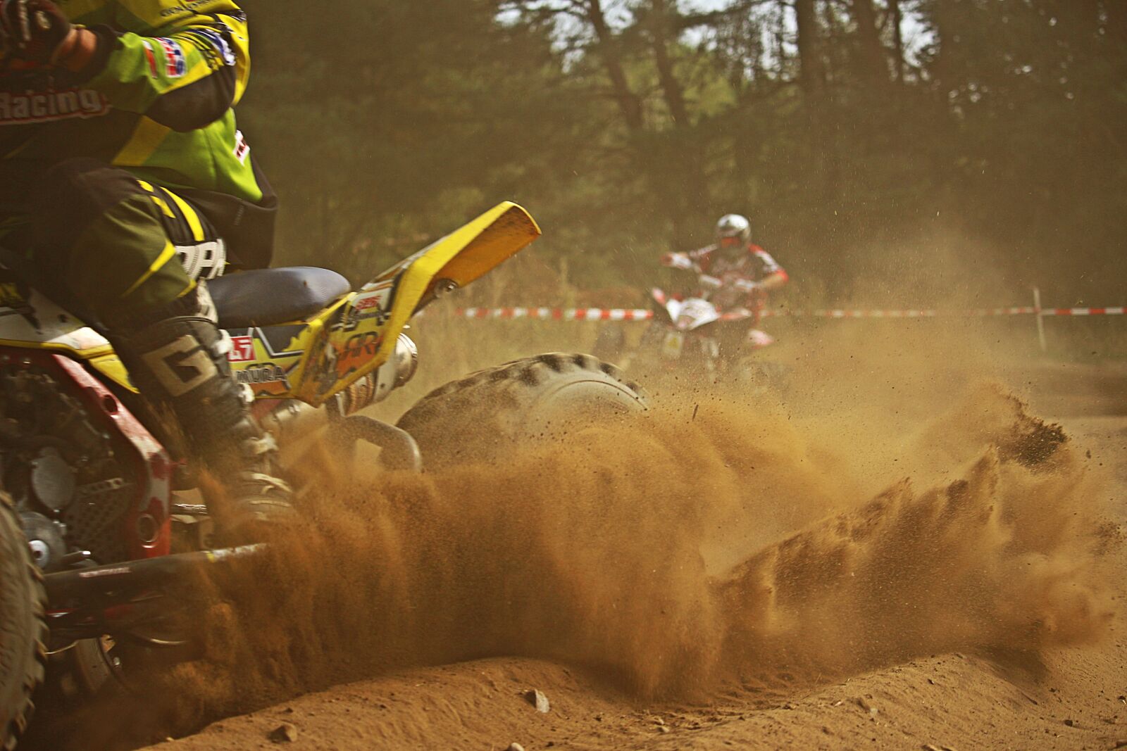 Canon EOS 100D (EOS Rebel SL1 / EOS Kiss X7) sample photo. Motocross, quad, cross photography