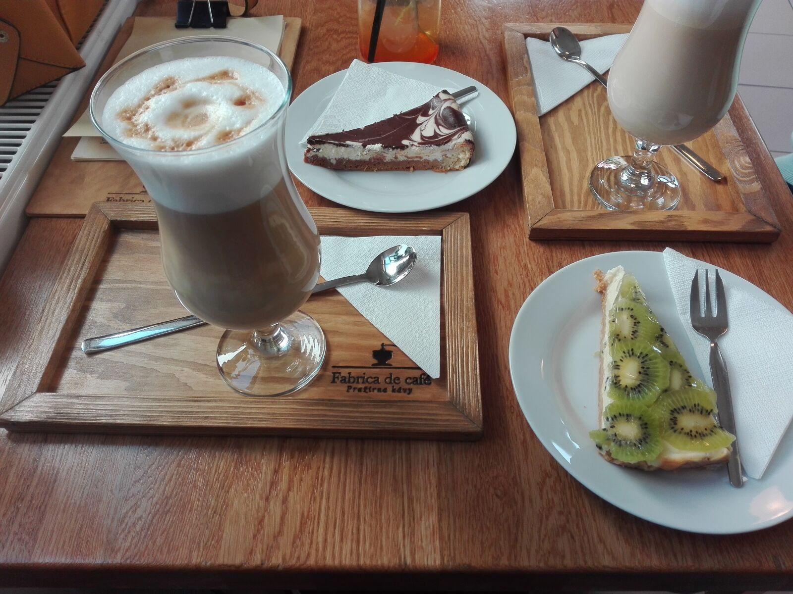 HUAWEI P8 Lite sample photo. Late, cake, dessert photography