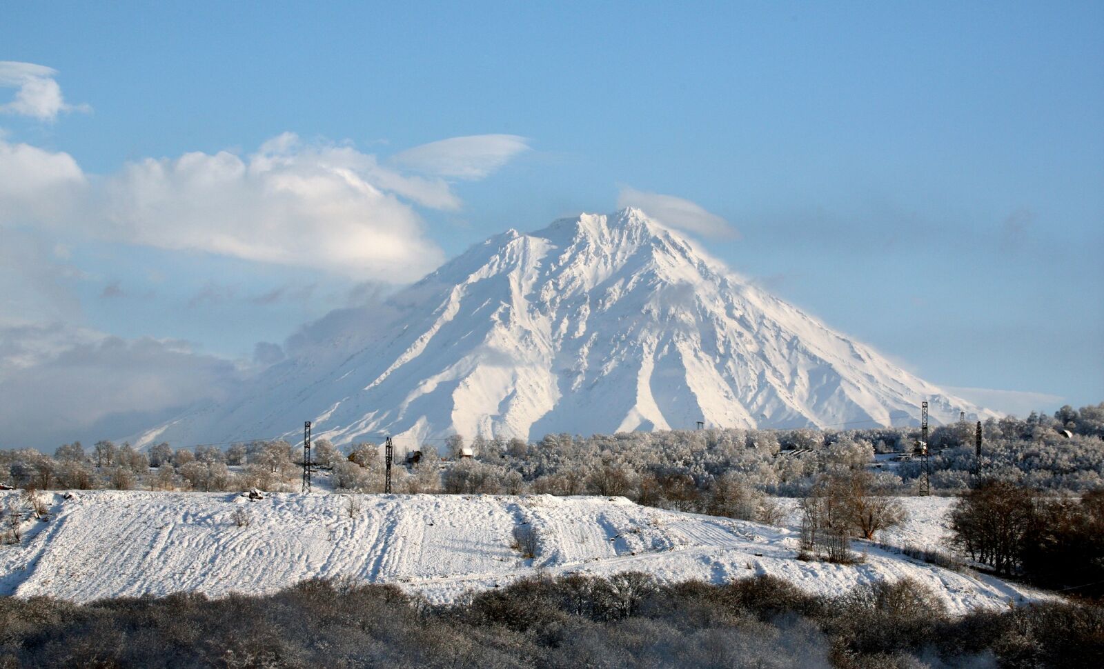 Canon EOS 5D sample photo. Koryaksky volcano, kamchatka, winter photography