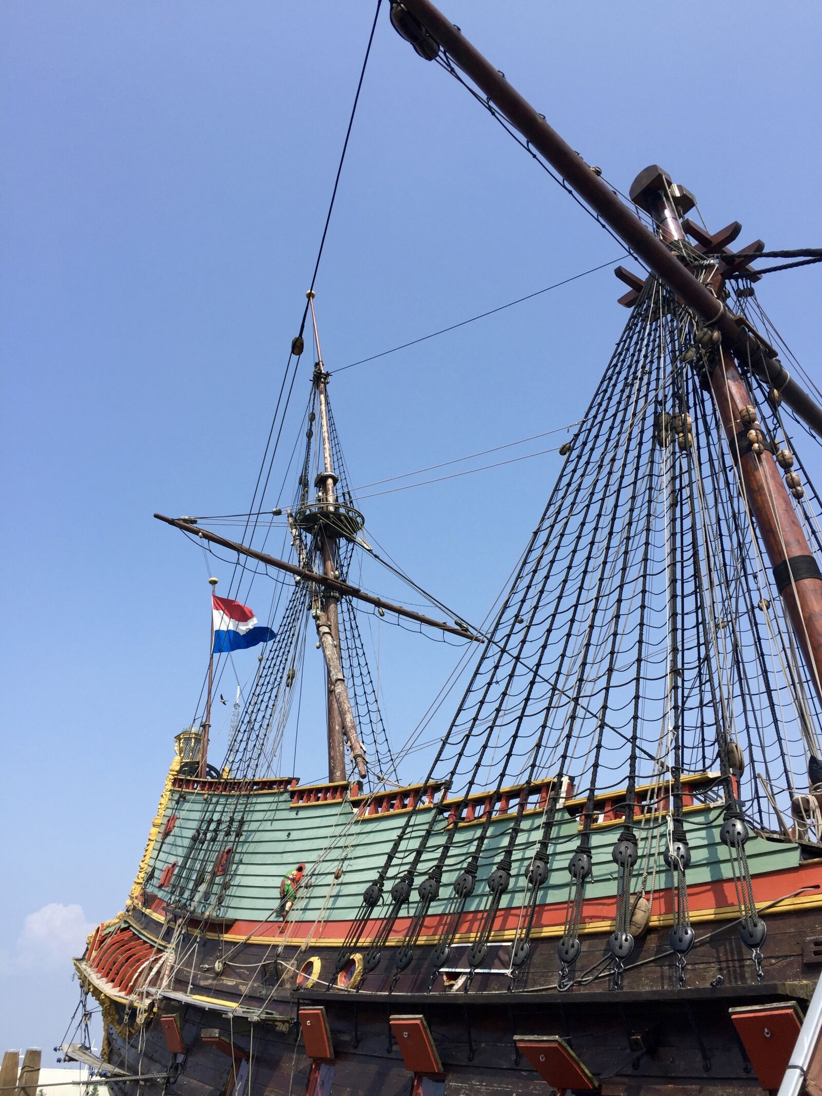 iPhone 6 back camera 4.15mm f/2.2 sample photo. Batavia, ancient, ship photography