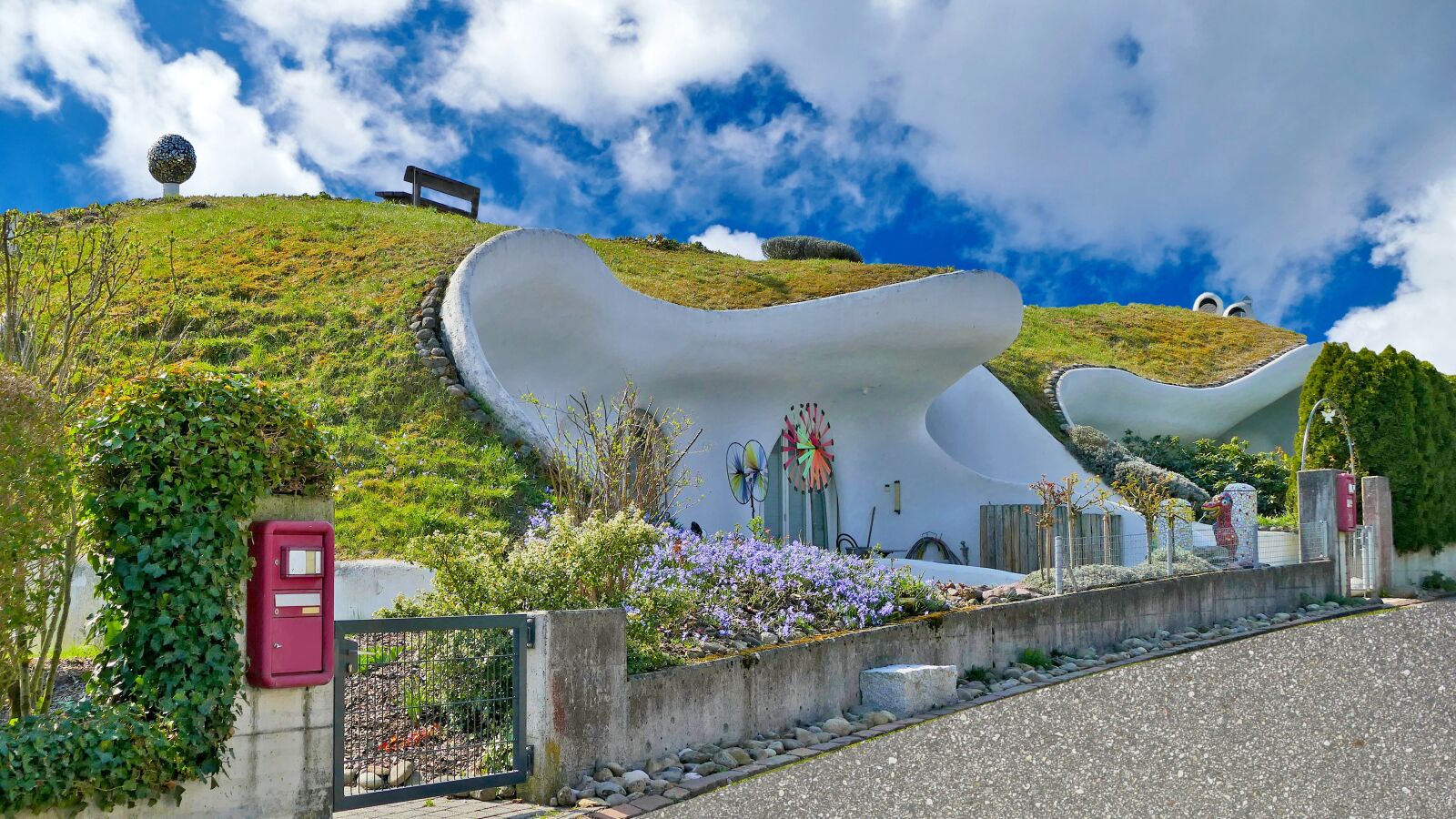 Panasonic Lumix DMC-FZ1000 sample photo. Architecture, biohaus, den photography