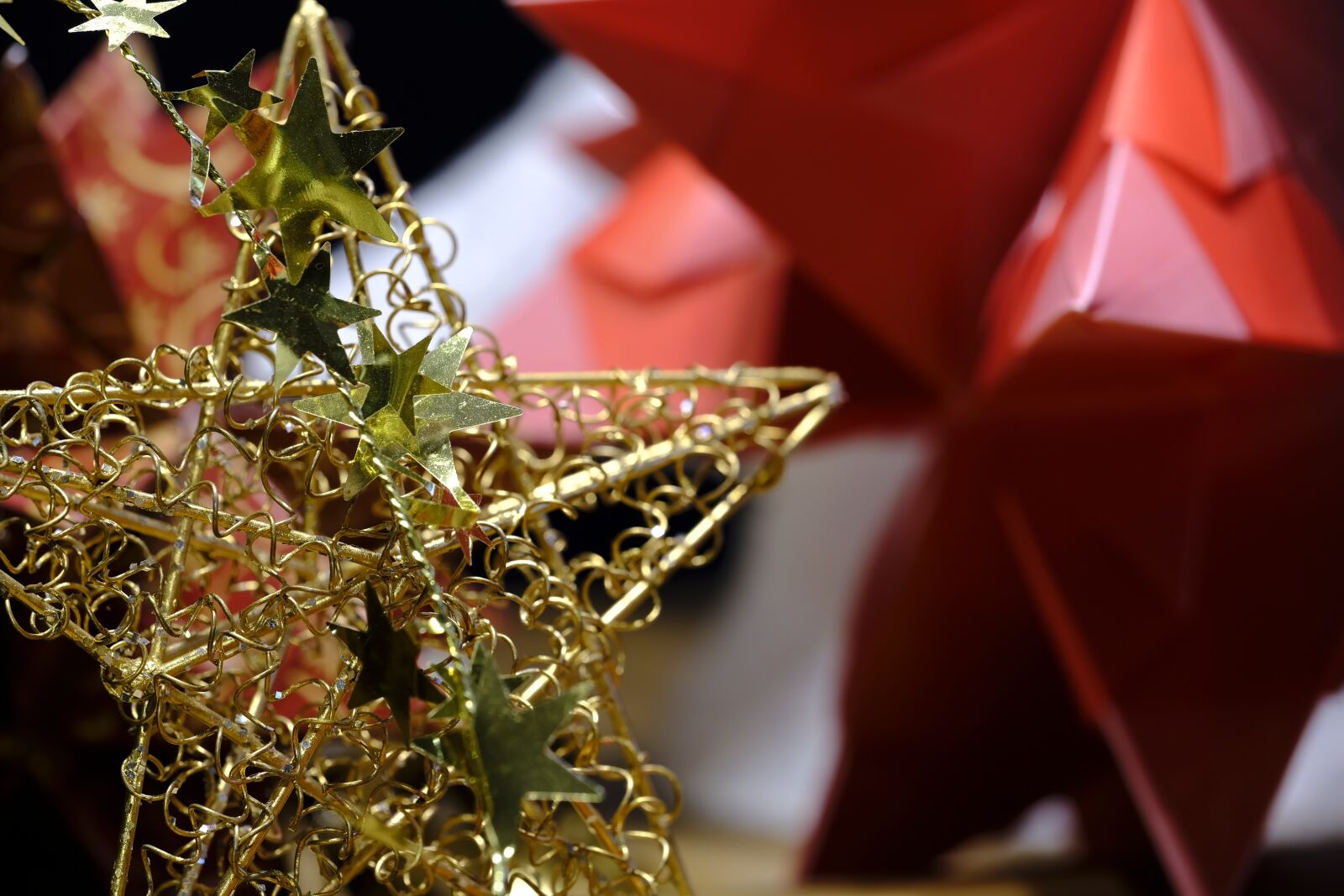 Fujifilm X-T2 + Fujifilm XF 80mm F2.8 R LM OIS WR Macro sample photo. Christmas, advent, star photography