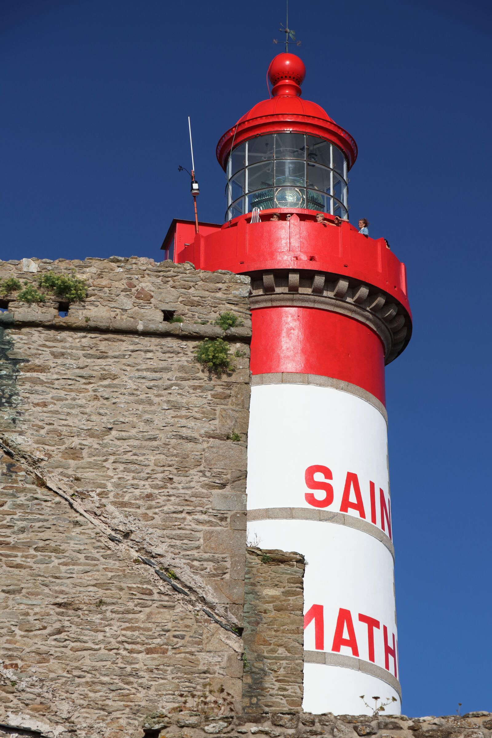 Canon EF-S 18-135mm F3.5-5.6 IS USM sample photo. Lighthouse, st mathieu, finisterre photography